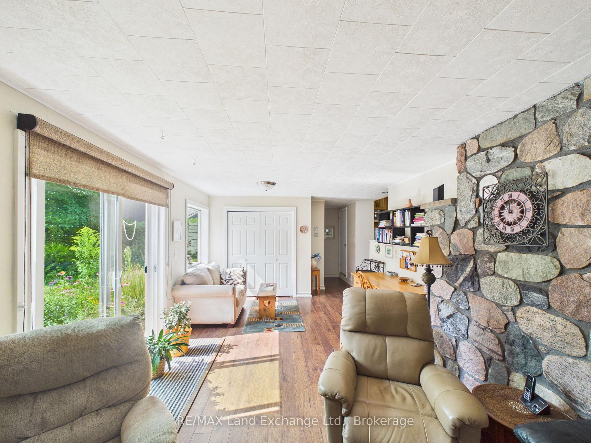 Photo 12 of 457 Penetangore Row S, Kincardine — HOMEH