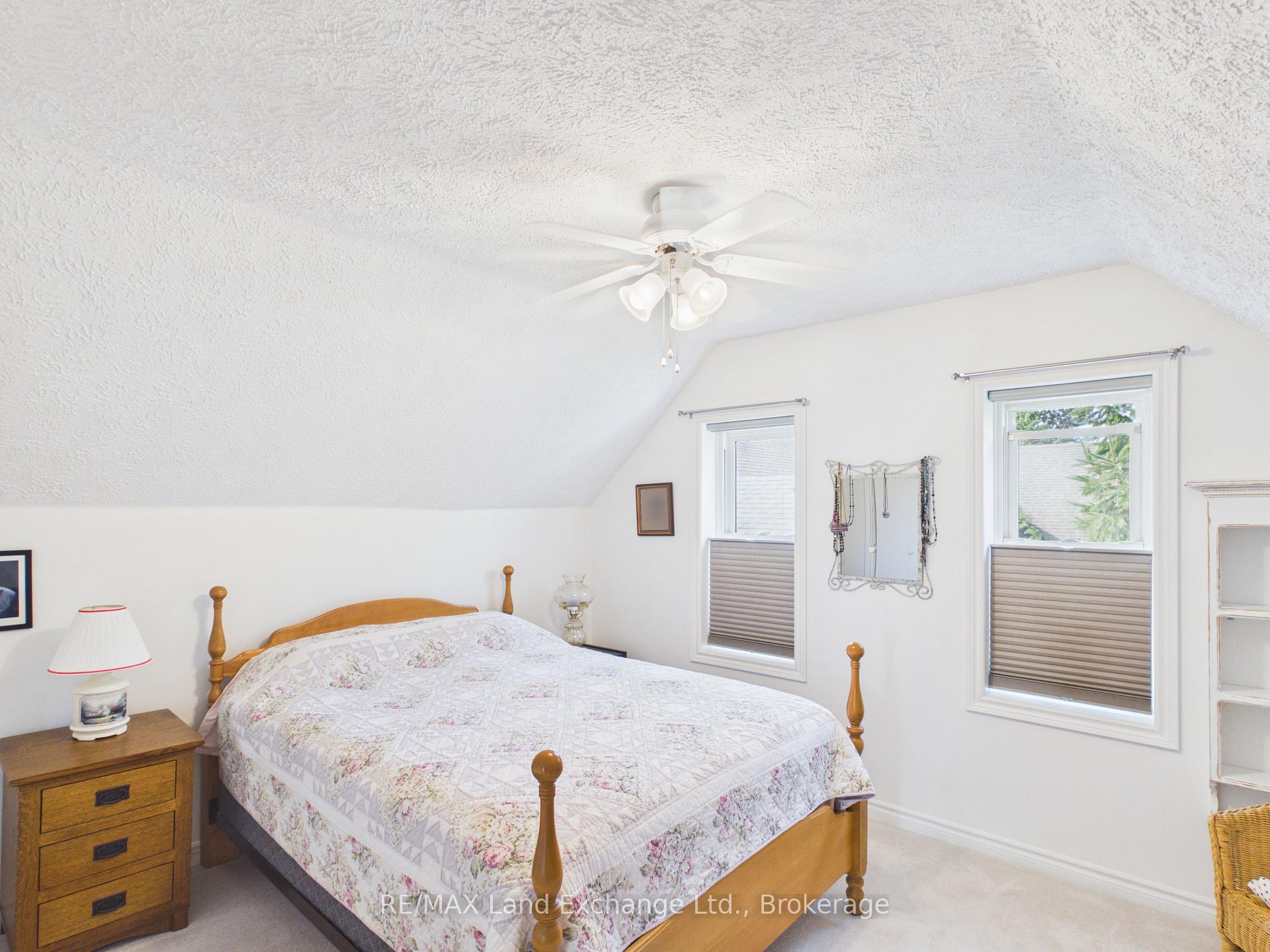 Photo 17 of 457 Penetangore Row S, Kincardine — HOMEH