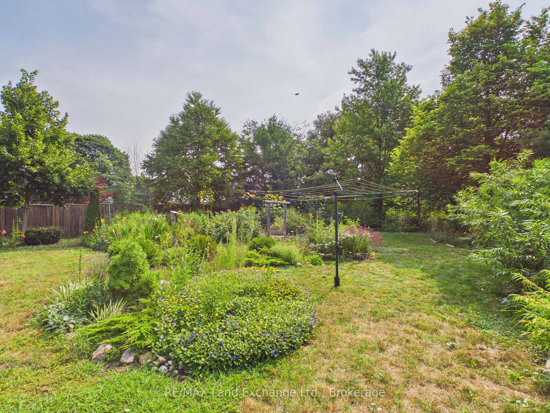 Photo 23 of 457 Penetangore Row S, Kincardine — HOMEH