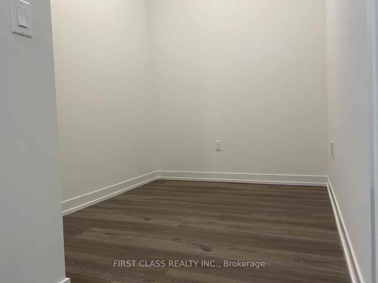 Photo 11 of Unit 2708, 225 Commerce St Street, Vaughan, Vaughan Corporate Centre — HOMEH
