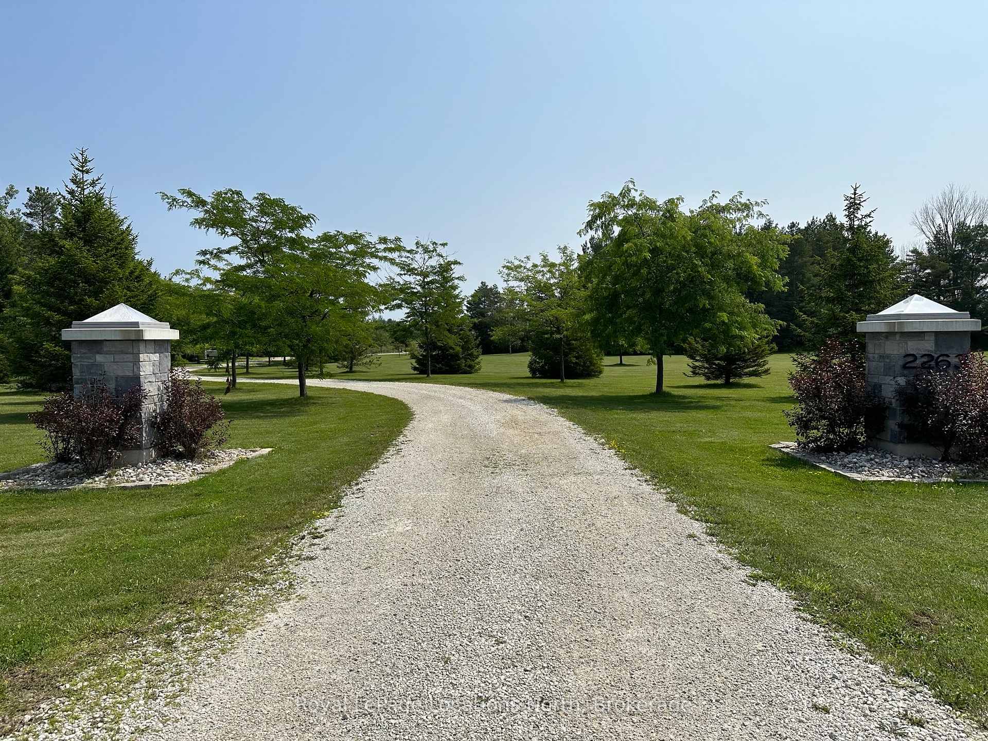 Photo 2 of 2263 Nottawasaga 6 N, Clearview, Rural Clearview — HOMEH