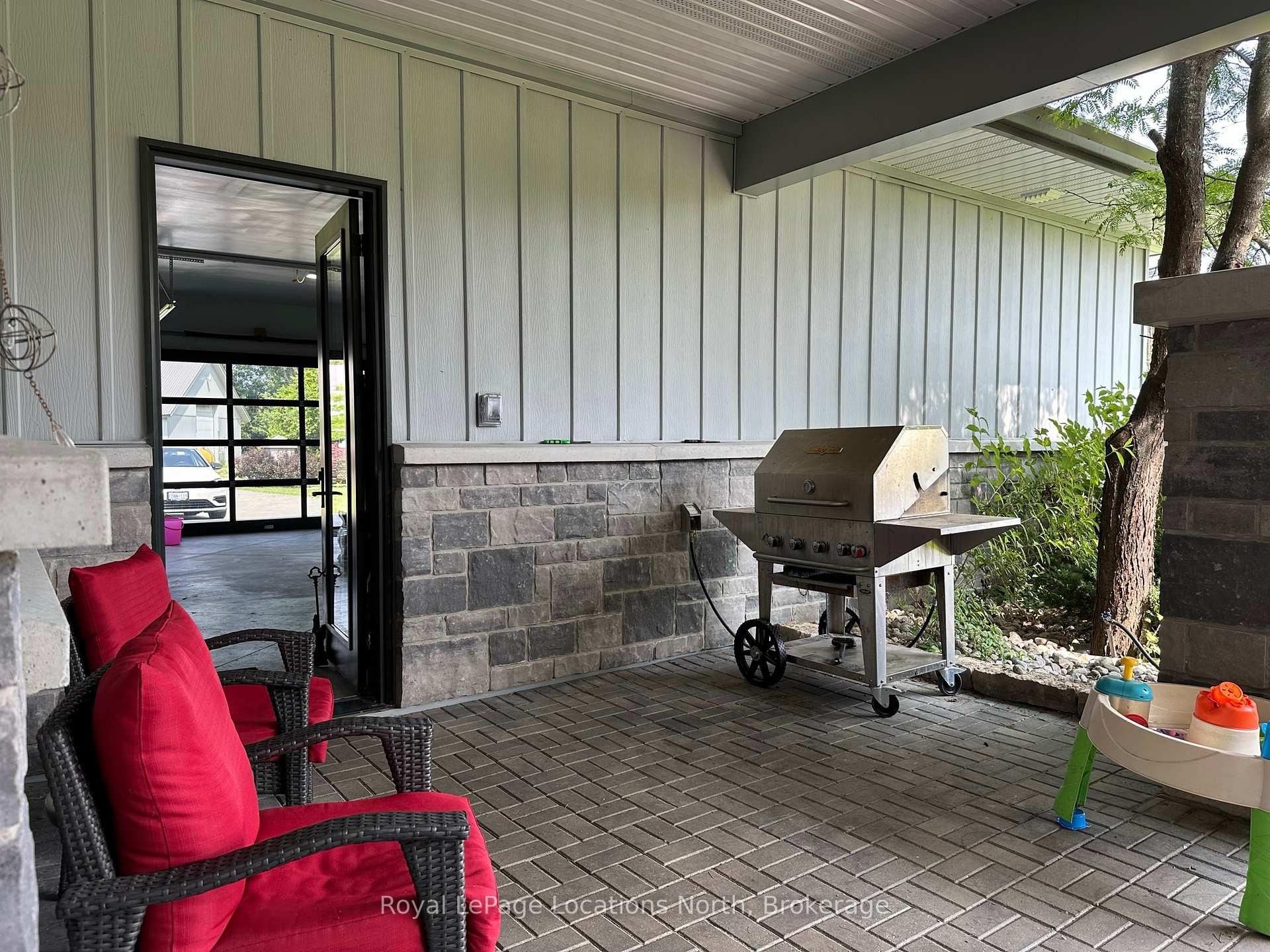 Photo 11 of 2263 Nottawasaga 6 N, Clearview, Rural Clearview — HOMEH