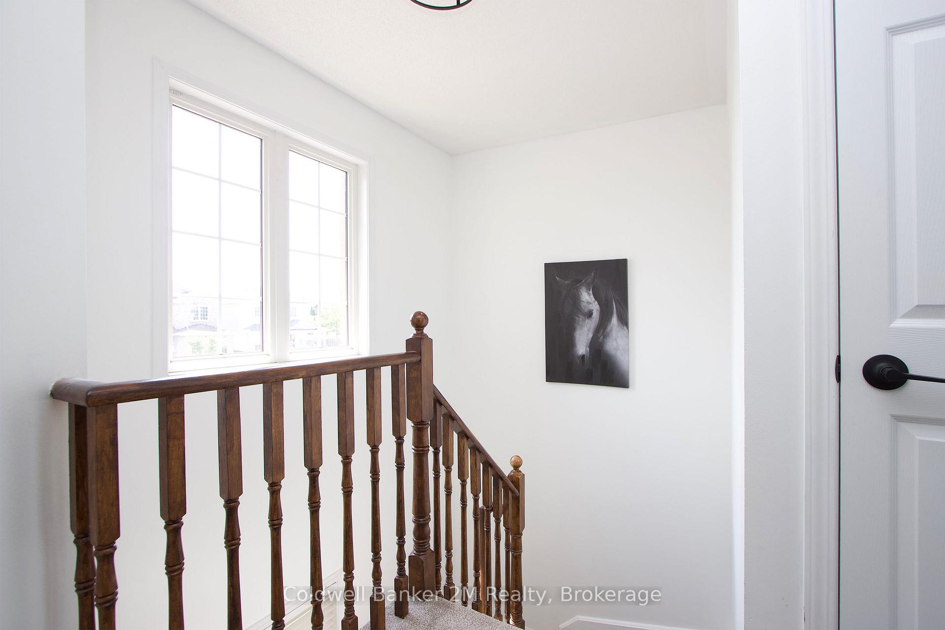 Photo 14 of 10 Eldad Drive, Clarington, Bowmanville — HOMEH