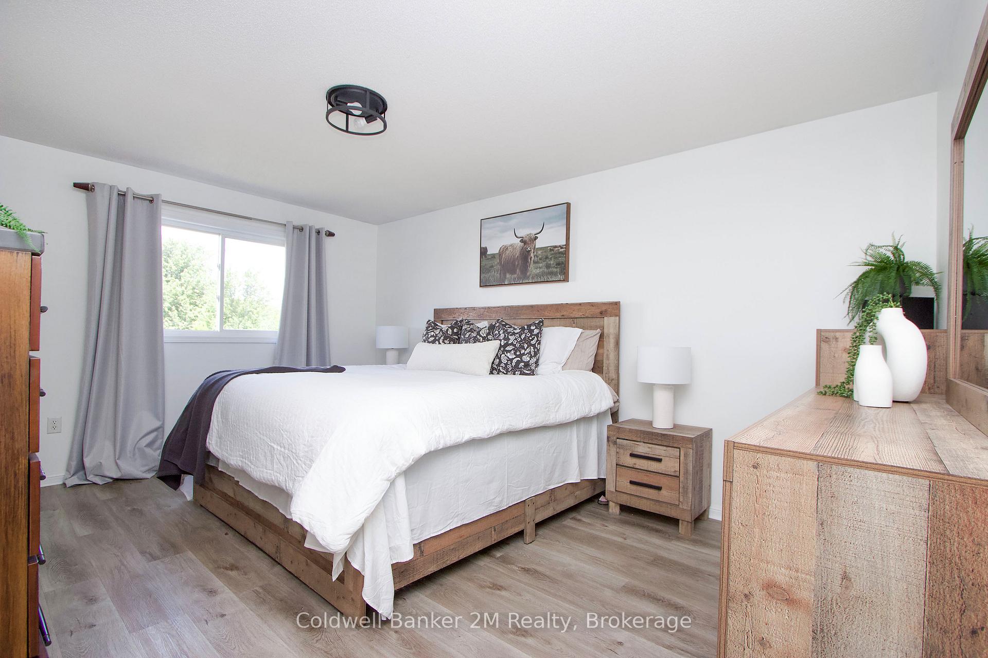 Photo 16 of 10 Eldad Drive, Clarington, Bowmanville — HOMEH