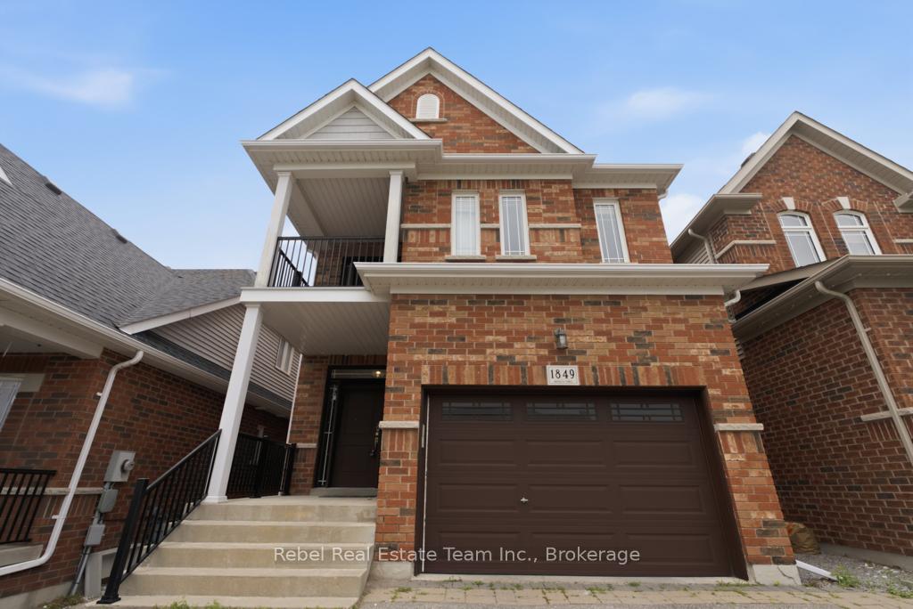 Photo 2 of 1849 Silverstone Crescent, Oshawa, Samac — HOMEH