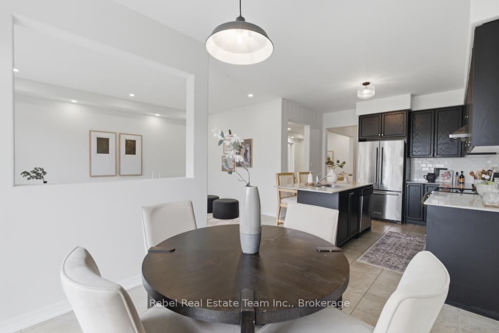 Photo 15 of 1849 Silverstone Crescent, Oshawa, Samac — HOMEH