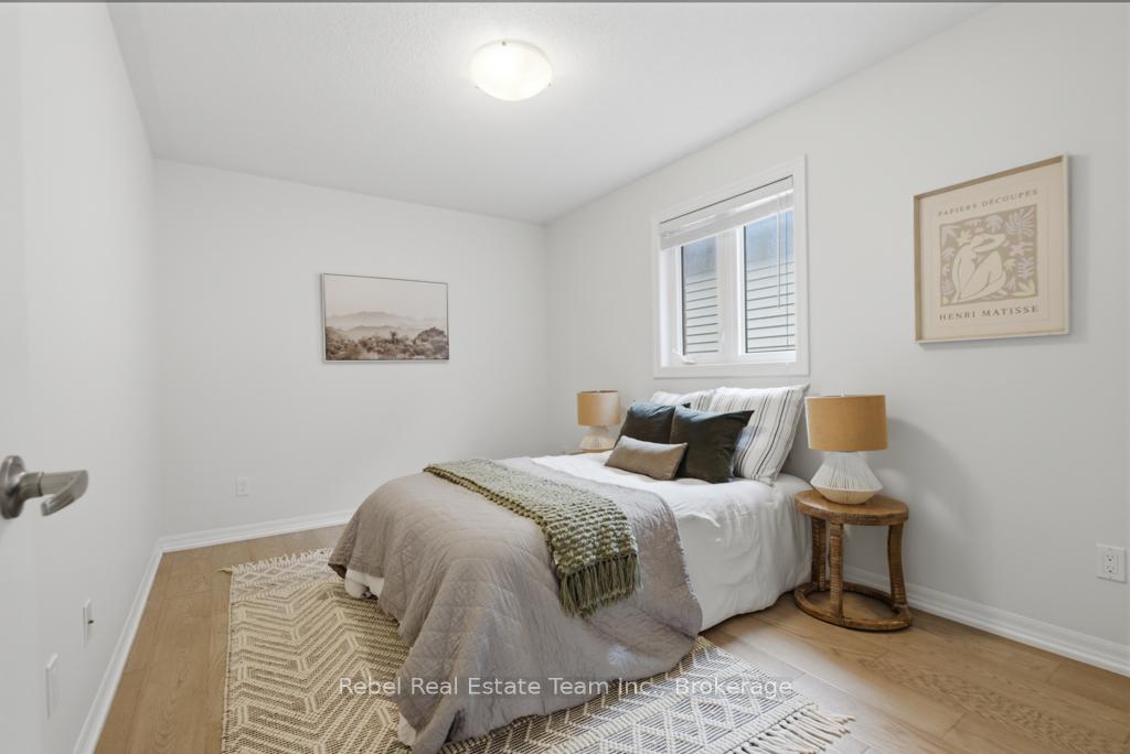 Photo 33 of 1849 Silverstone Crescent, Oshawa, Samac — HOMEH
