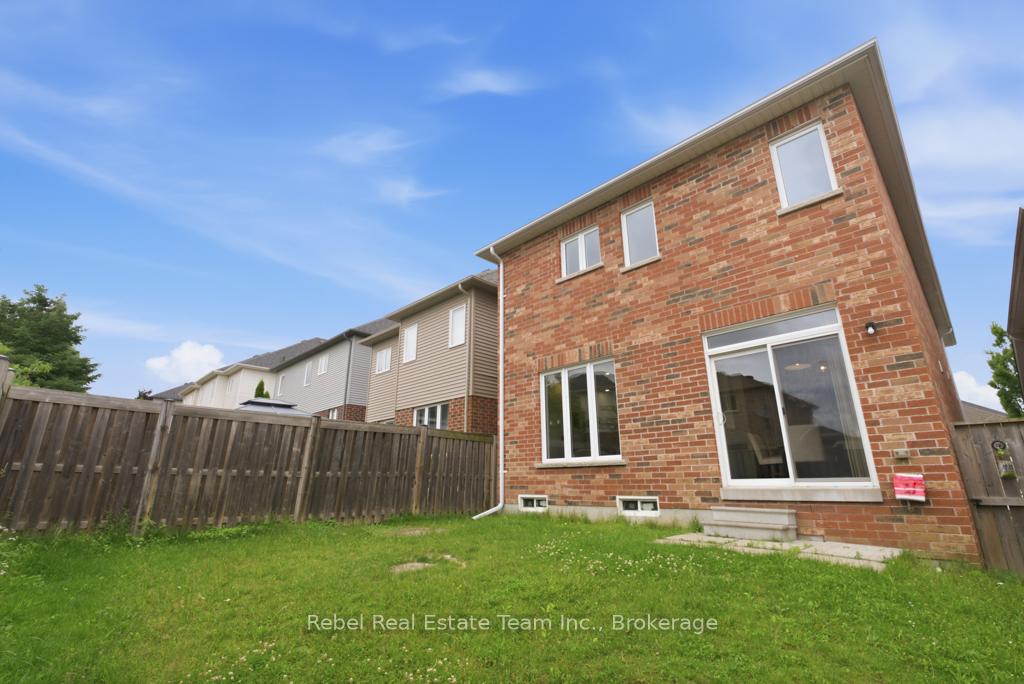 Photo 43 of 1849 Silverstone Crescent, Oshawa, Samac — HOMEH