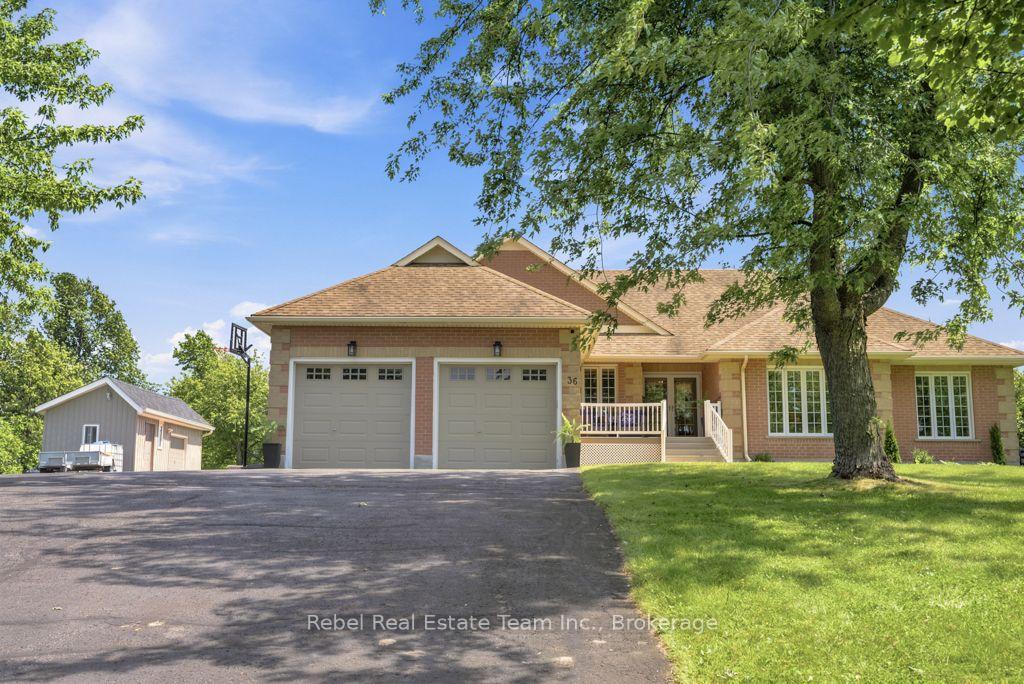Photo 3 of 36 Valley View Drive, Cavan Monaghan, Cavan Twp — HOMEH