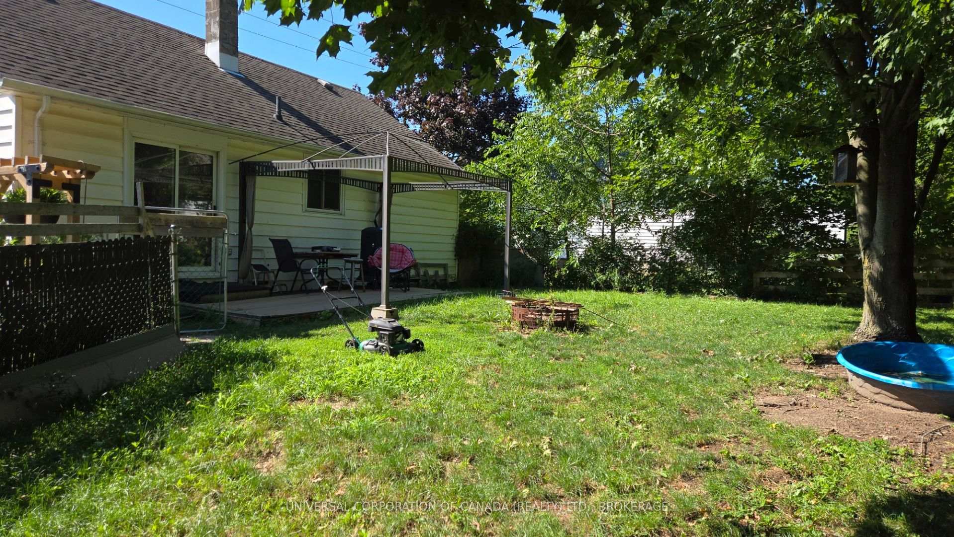 Photo 21 of 31 Myrtle Street, Aylmer — HOMEH