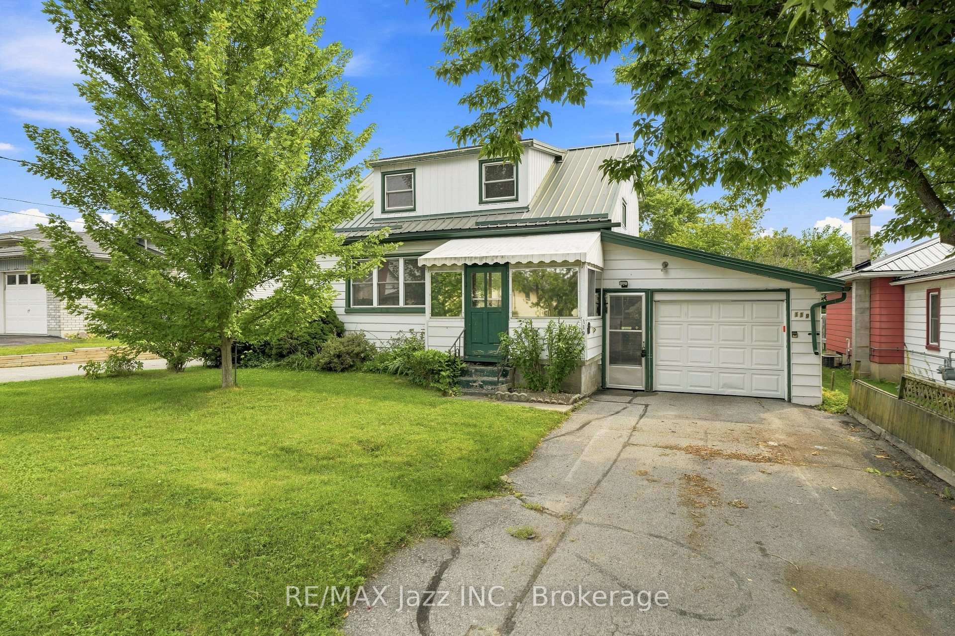 Photo 1 of 119 West Street W, Belleville, Belleville Ward — HOMEH
