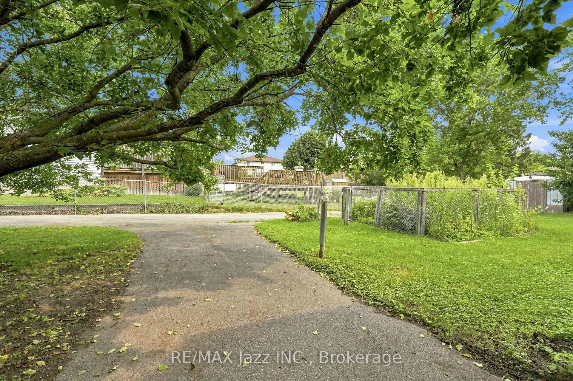 Photo 26 of 119 West Street W, Belleville, Belleville Ward — HOMEH