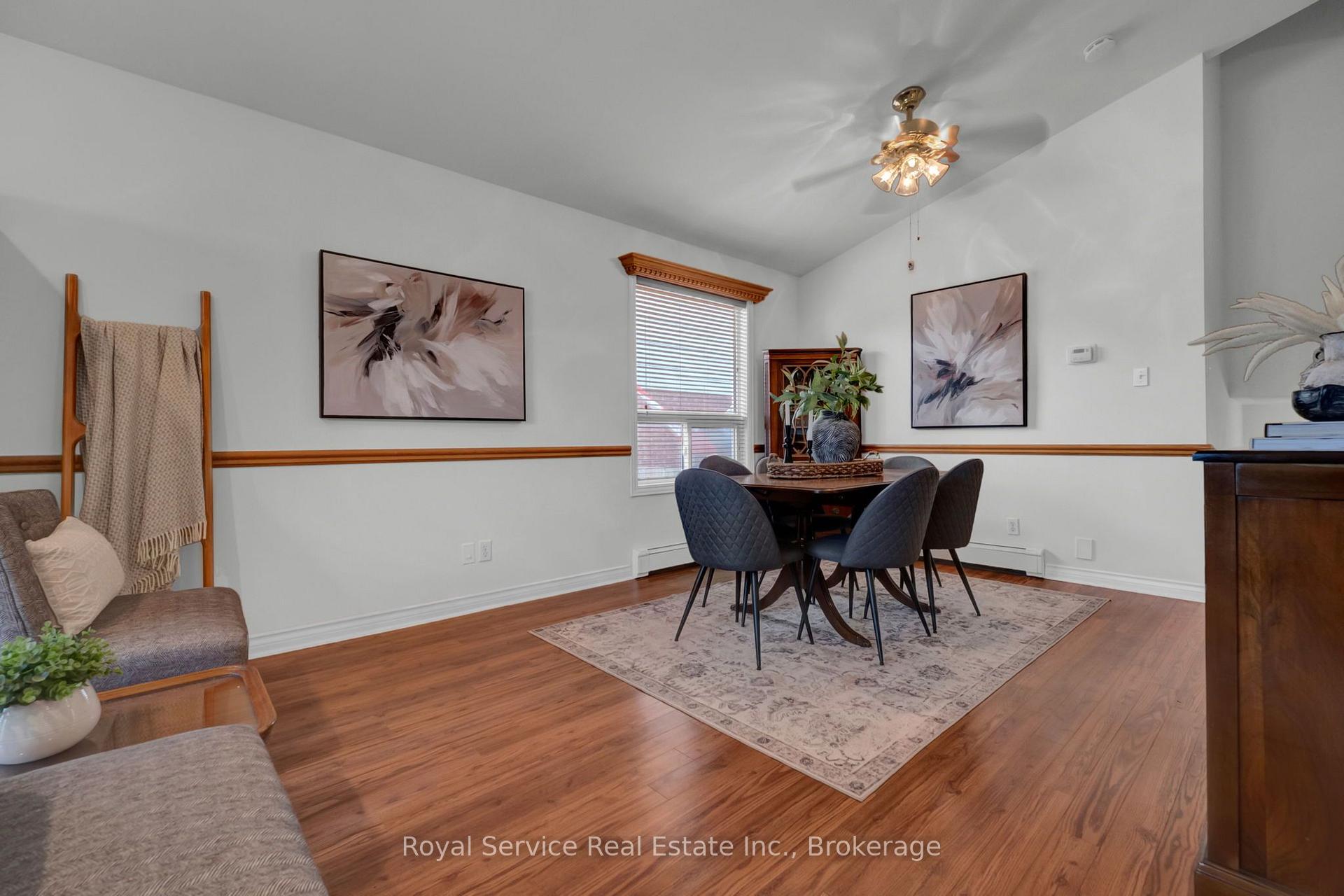 Photo 4 of 33 Mallory Street, Clarington, Courtice — HOMEH