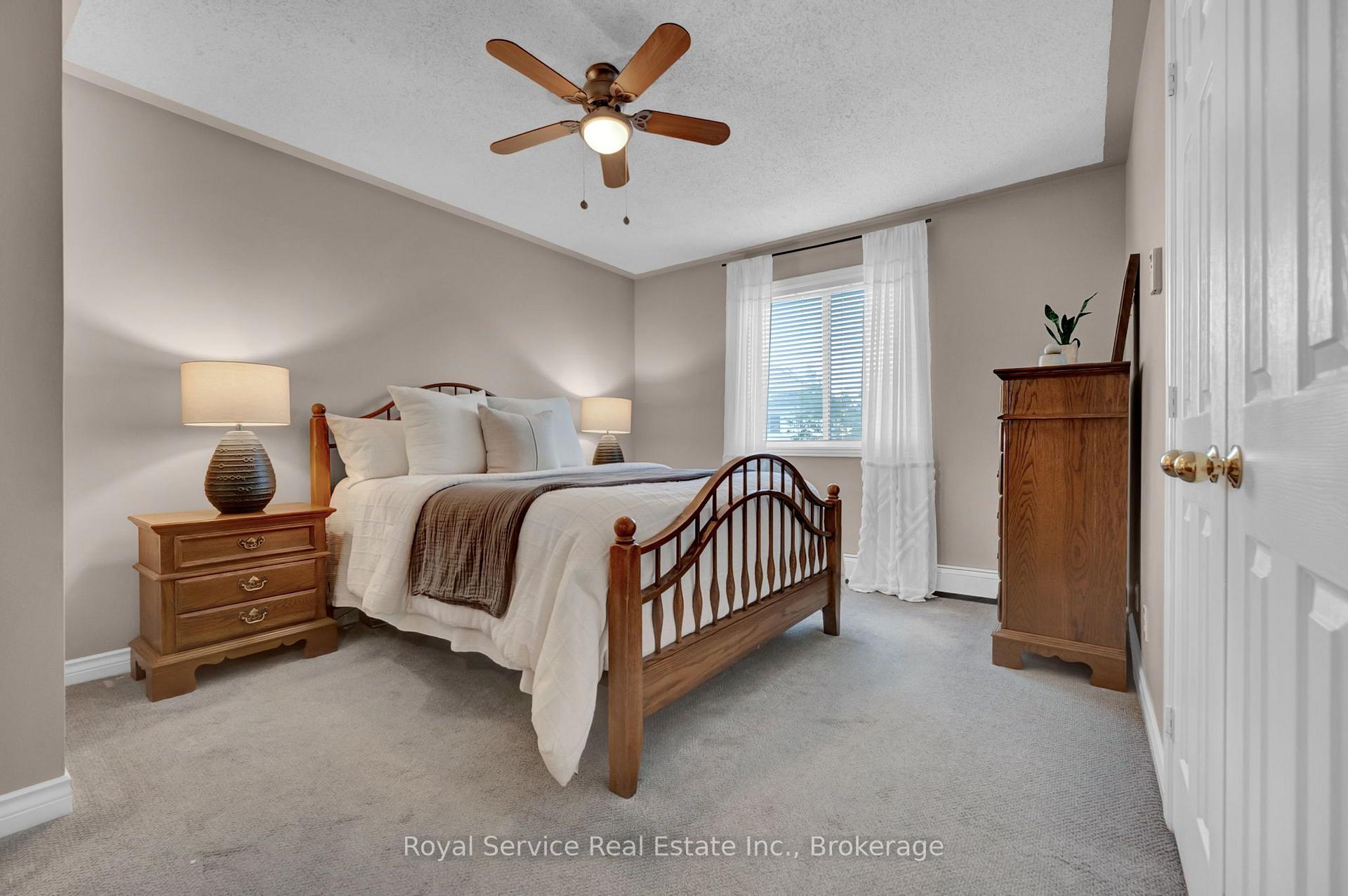 Photo 28 of 33 Mallory Street, Clarington, Courtice — HOMEH