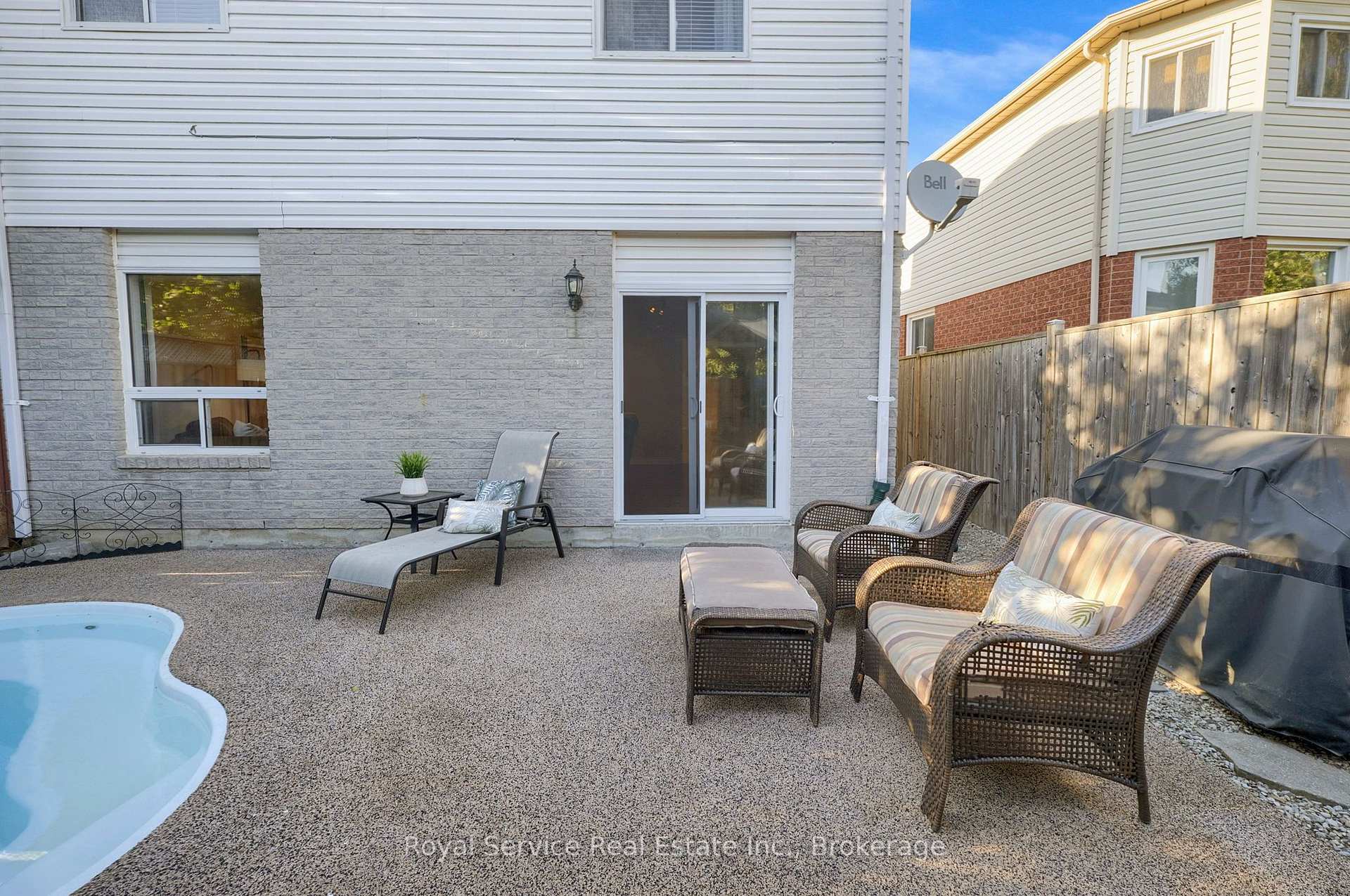 Photo 42 of 33 Mallory Street, Clarington, Courtice — HOMEH