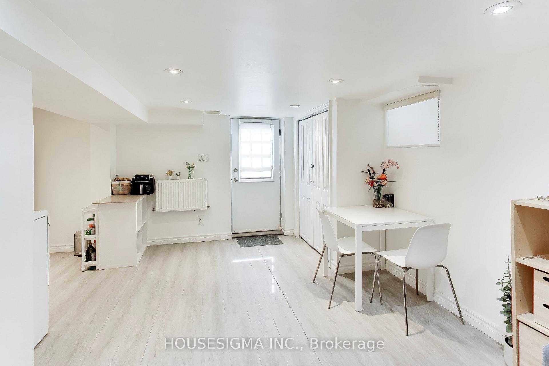Photo 9 of Unit Basement, 152 Linsmore Crescent, Toronto, Danforth Village-East York — HOMEH