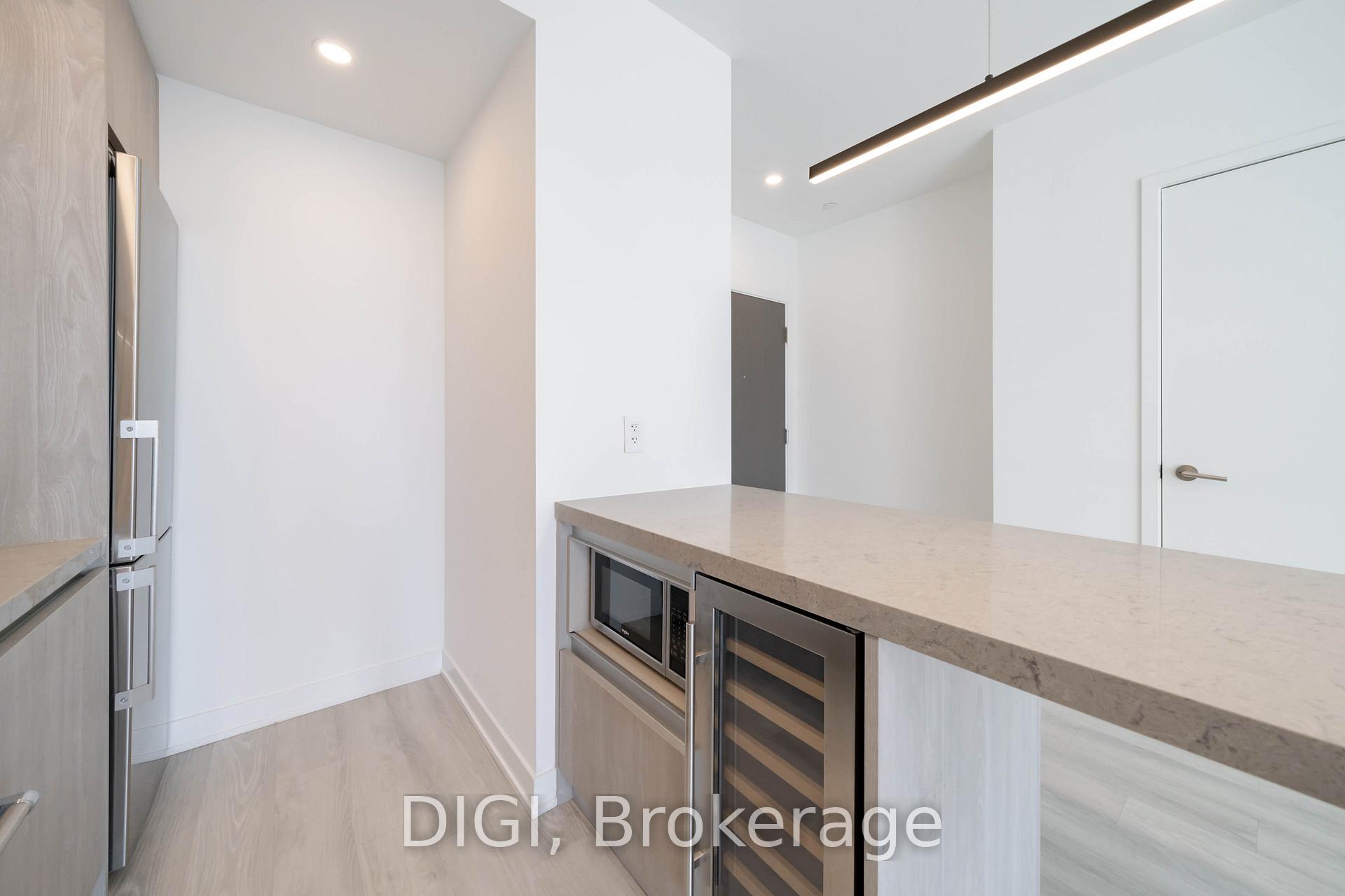 Photo 10 of Unit 2004, 57 Spadina Avenue, Toronto, Waterfront Communities — HOMEH