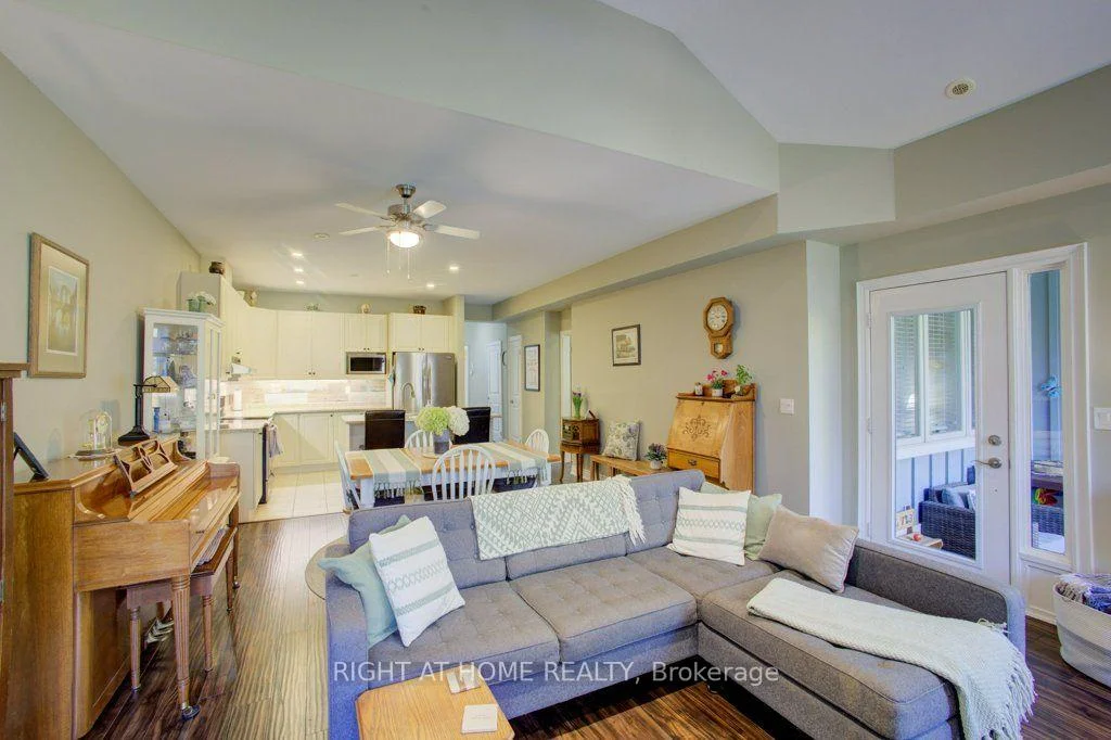 Photo 22 of 51 Wally Drive, Wasaga Beach — HOMEH