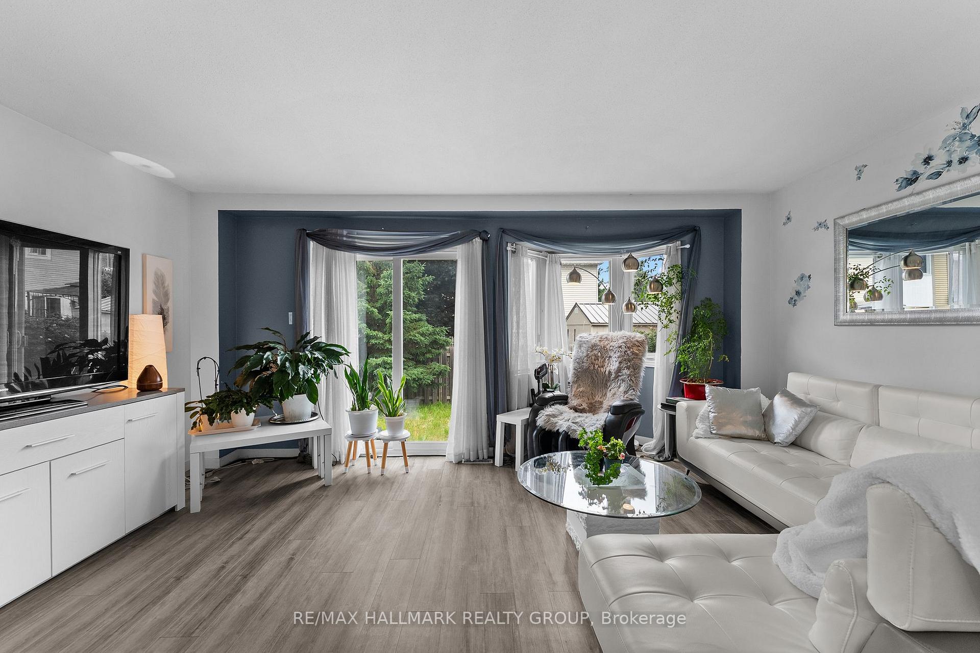 Photo 20 of 1446 Deavy Way, Ottawa, Bilberry Creek/Queenswood Heights — HOMEH