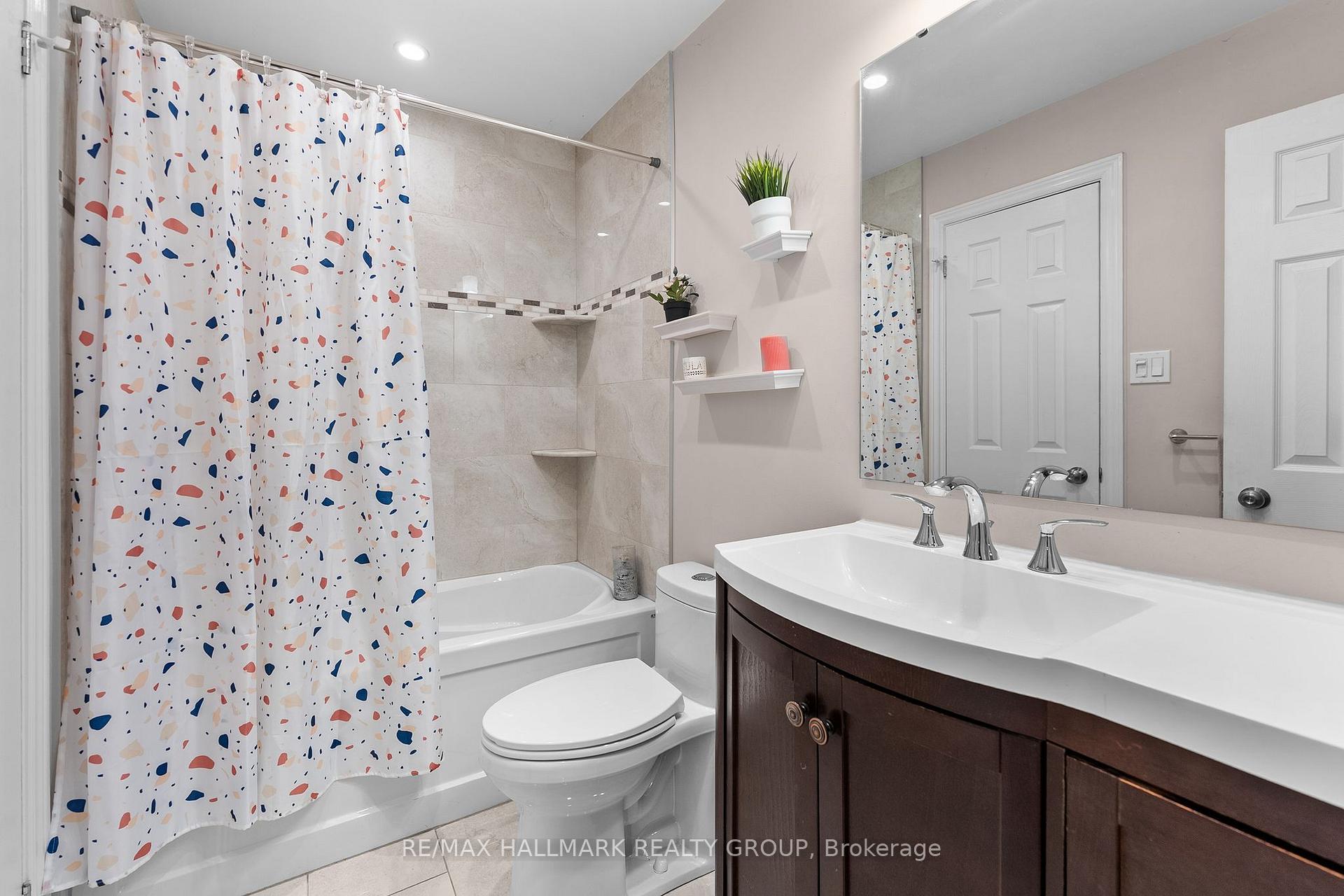 Photo 28 of 1446 Deavy Way, Ottawa, Bilberry Creek/Queenswood Heights — HOMEH