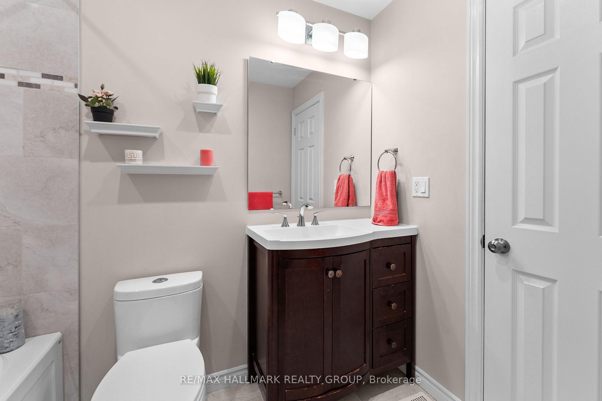 Photo 29 of 1446 Deavy Way, Ottawa, Bilberry Creek/Queenswood Heights — HOMEH