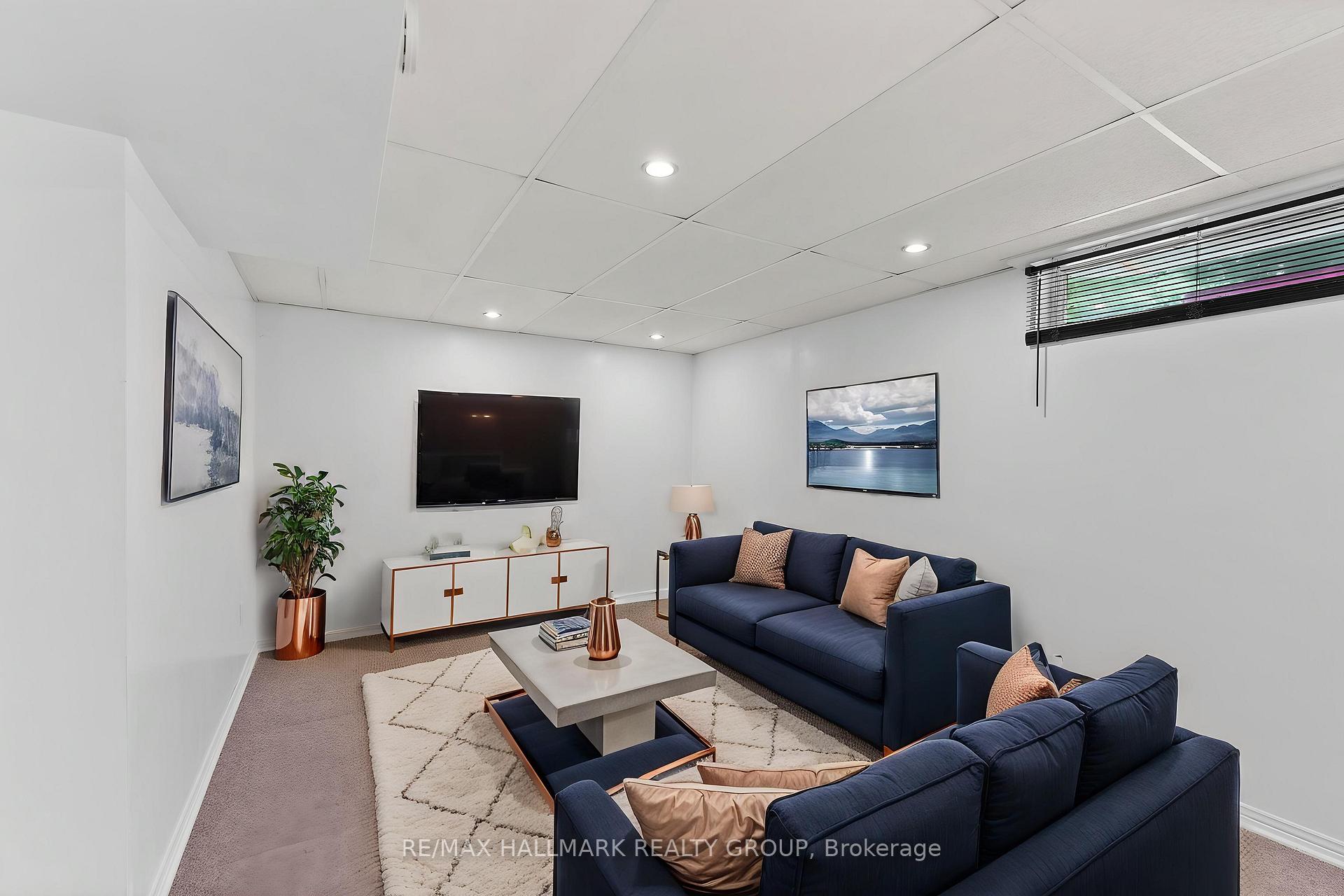 Photo 35 of 1446 Deavy Way, Ottawa, Bilberry Creek/Queenswood Heights — HOMEH