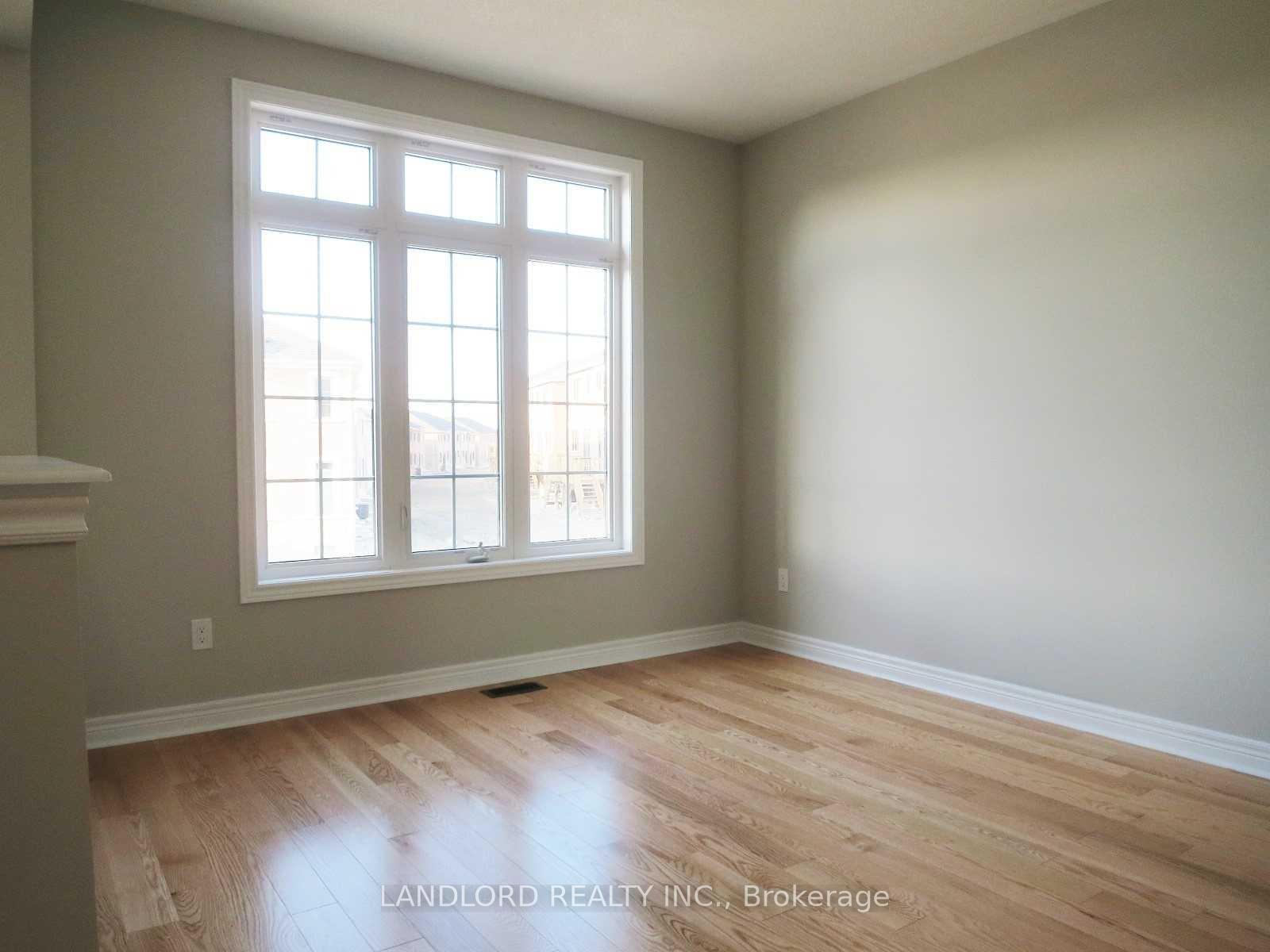 Photo 4 of 1189 Cactus Crescent, Pickering, Rural Pickering — HOMEH