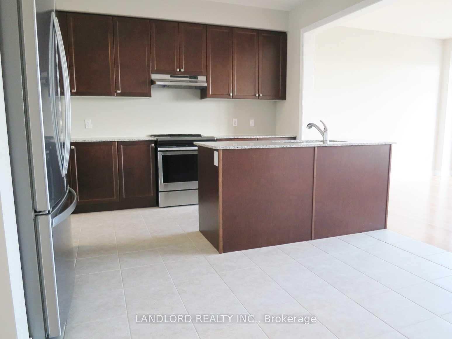 Photo 5 of 1189 Cactus Crescent, Pickering, Rural Pickering — HOMEH