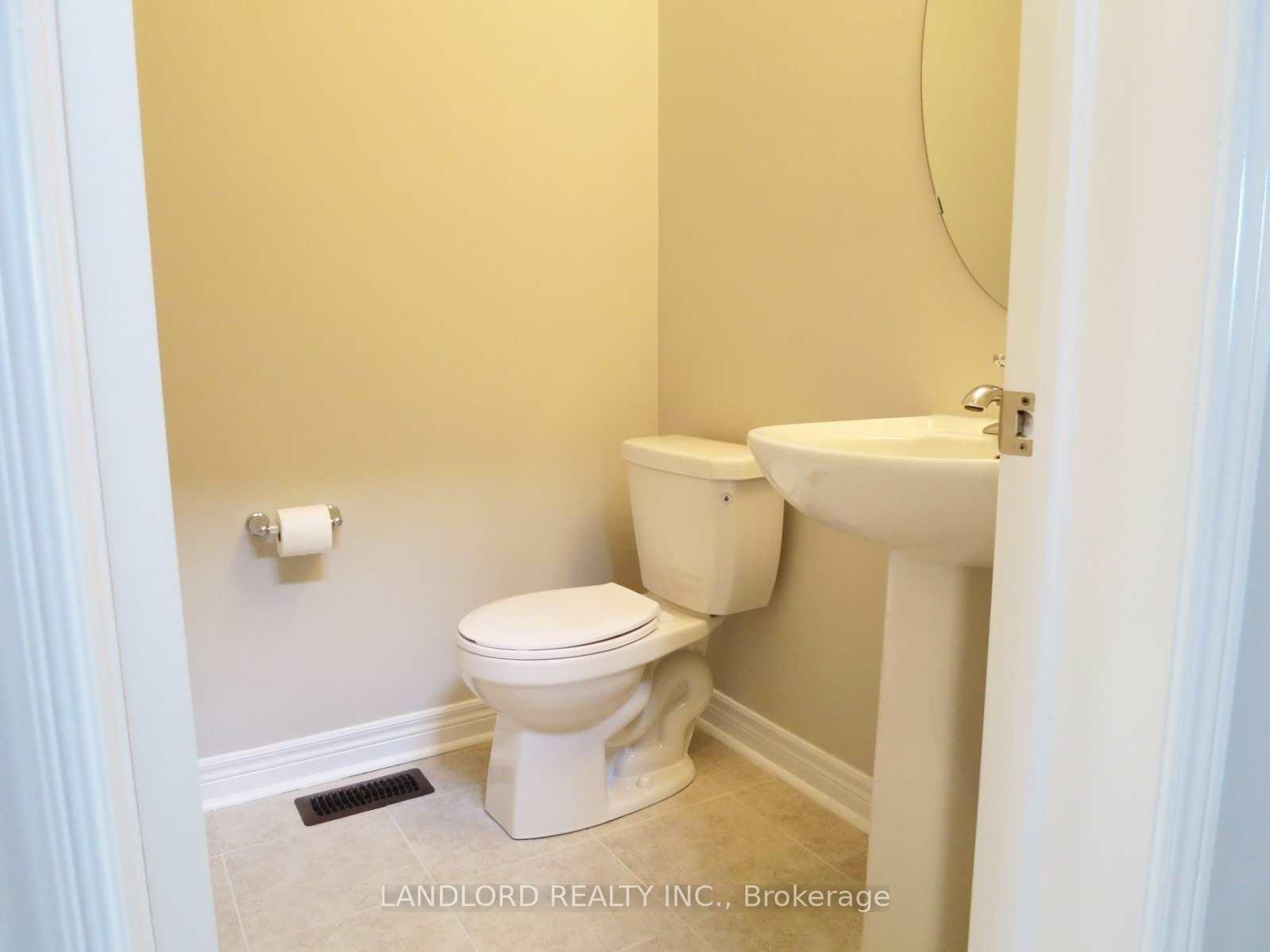 Photo 11 of 1189 Cactus Crescent, Pickering, Rural Pickering — HOMEH