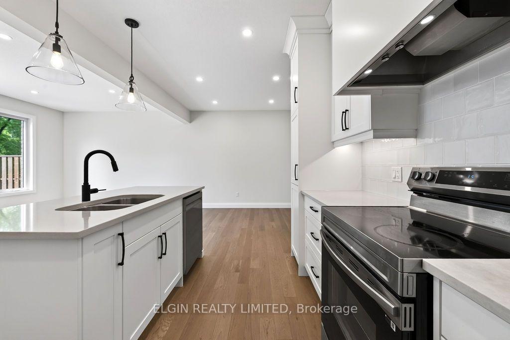 Photo 13 of Unit 15, 49 Royal Dornoch Drive, St. Thomas — HOMEH