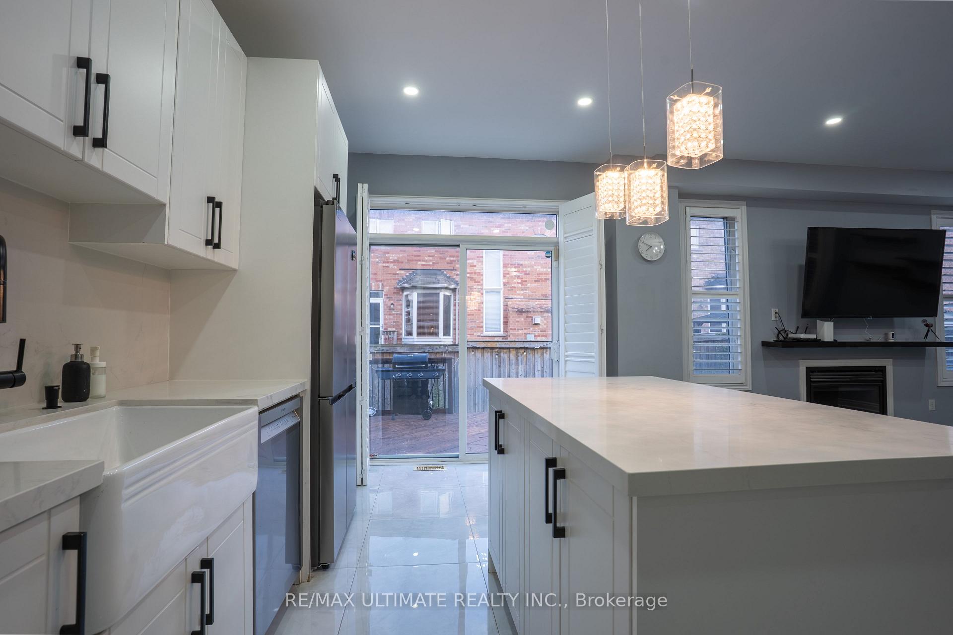 Photo 7 of 20 Keirstead Trail, Brampton, Sandringham-Wellington — HOMEH