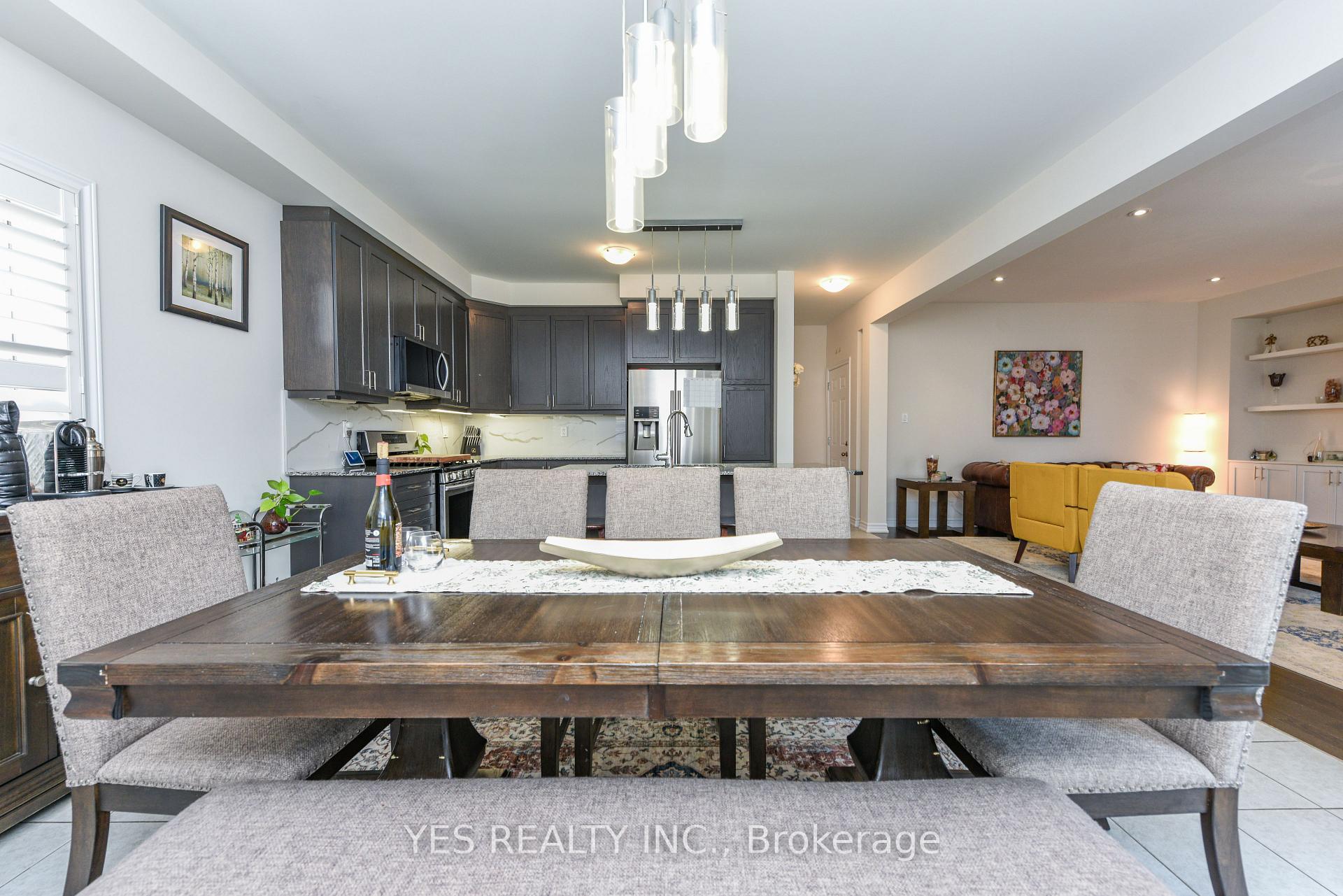 Photo 18 of 10 Masken Circle, Brampton, Northwest Brampton — HOMEH
