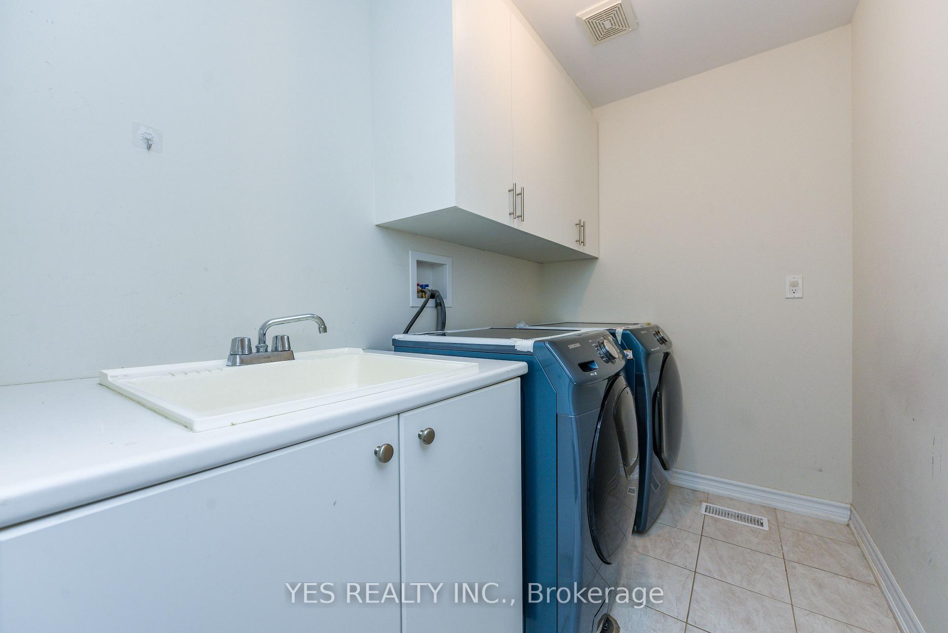 Photo 25 of 10 Masken Circle, Brampton, Northwest Brampton — HOMEH