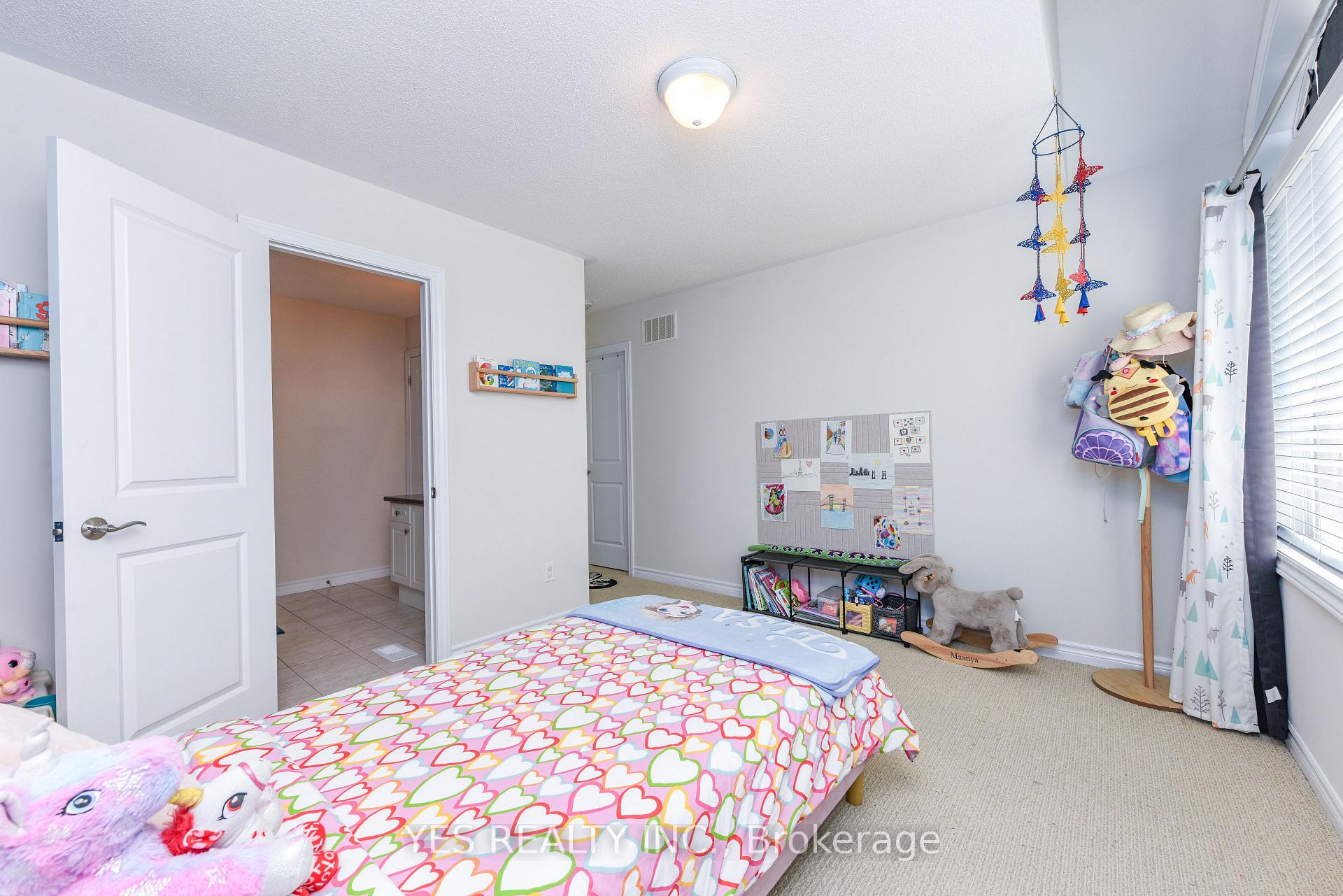 Photo 37 of 10 Masken Circle, Brampton, Northwest Brampton — HOMEH