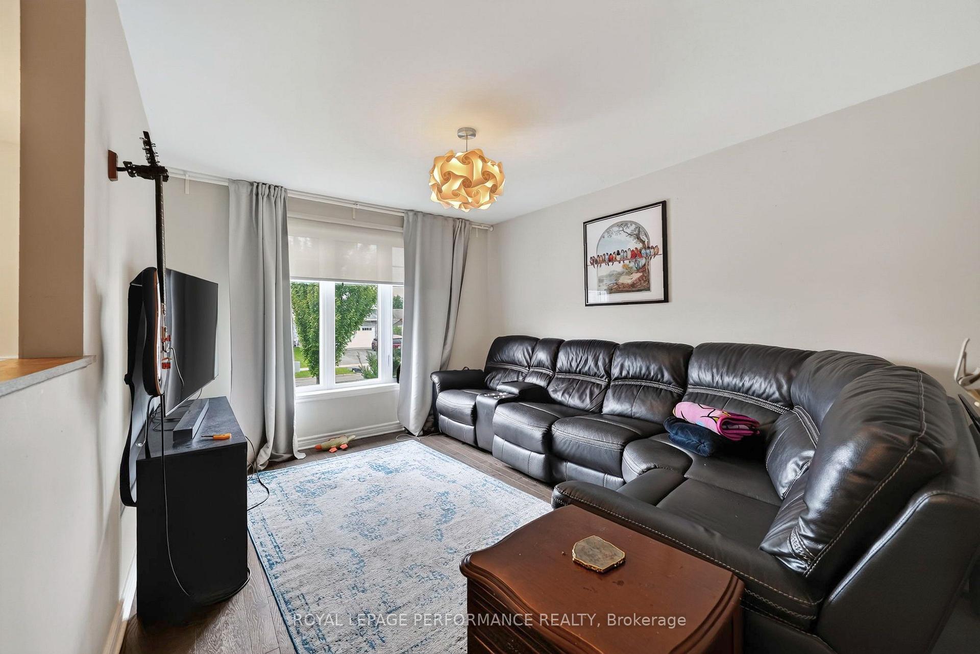 Photo 8 of 2128 Tremblay Avenue, Cornwall, Cornwall — HOMEH