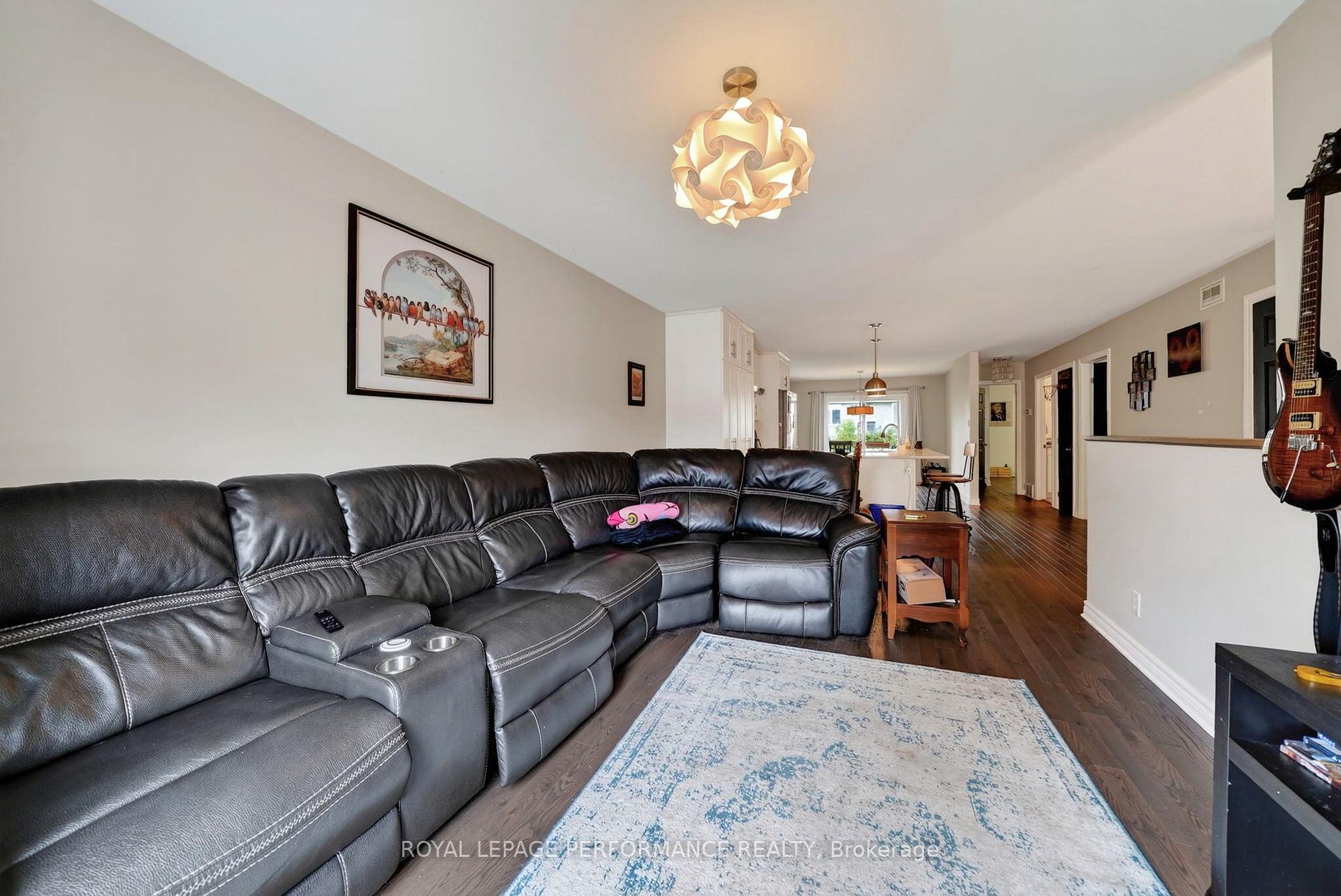 Photo 10 of 2128 Tremblay Avenue, Cornwall, Cornwall — HOMEH