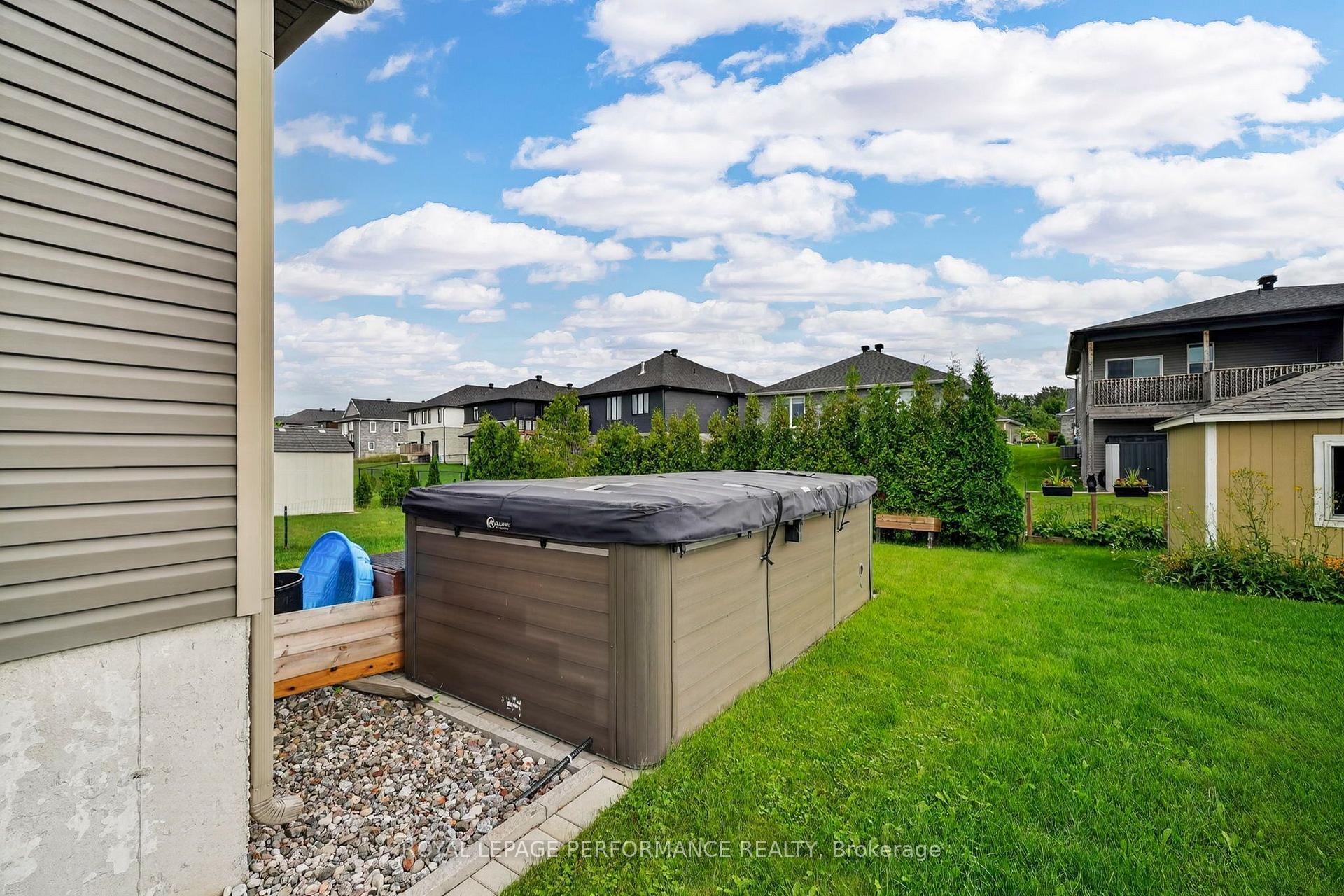 Photo 33 of 2128 Tremblay Avenue, Cornwall, Cornwall — HOMEH