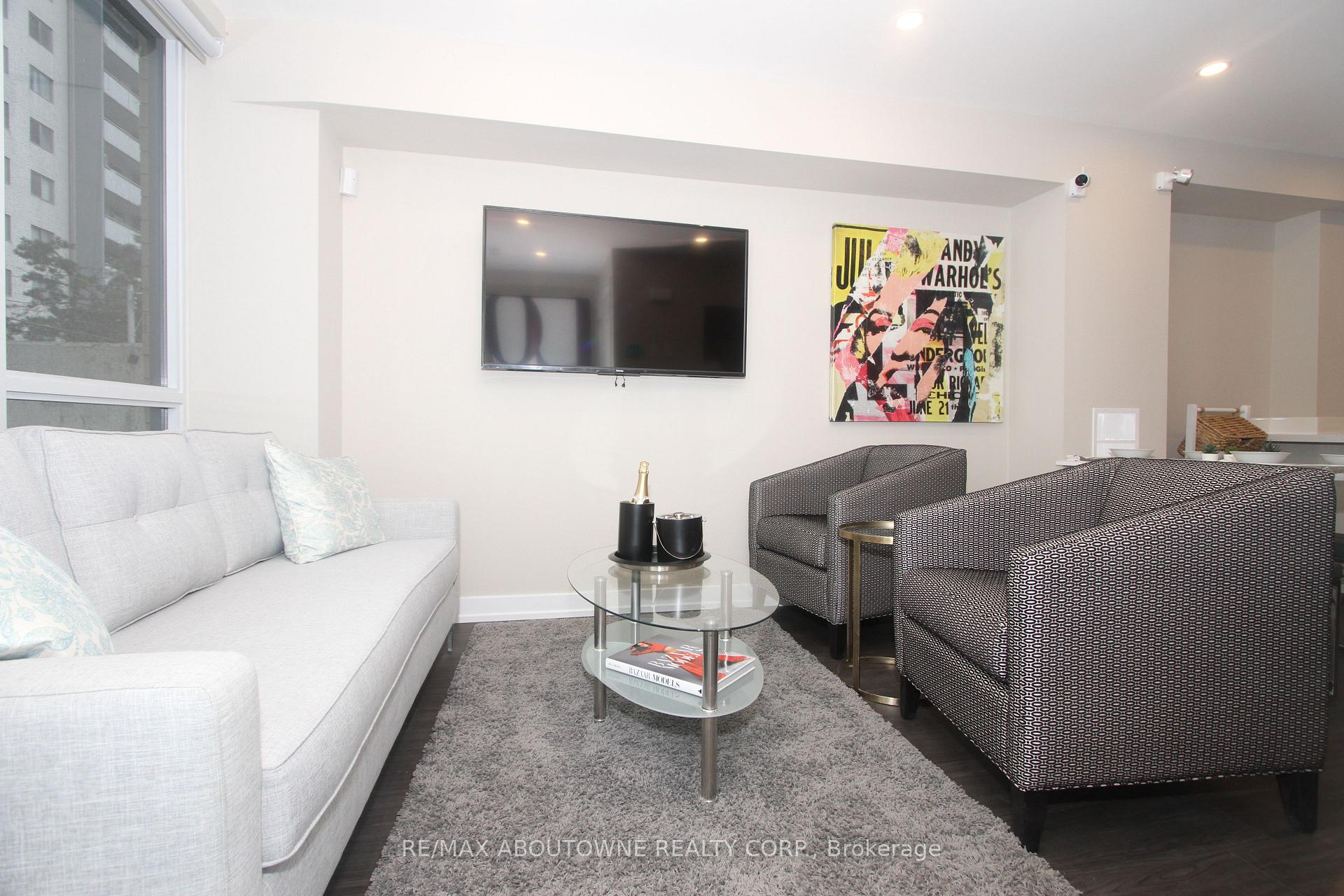 Photo 4 of 280 Bleecker Street, Toronto, North St. James Town — HOMEH