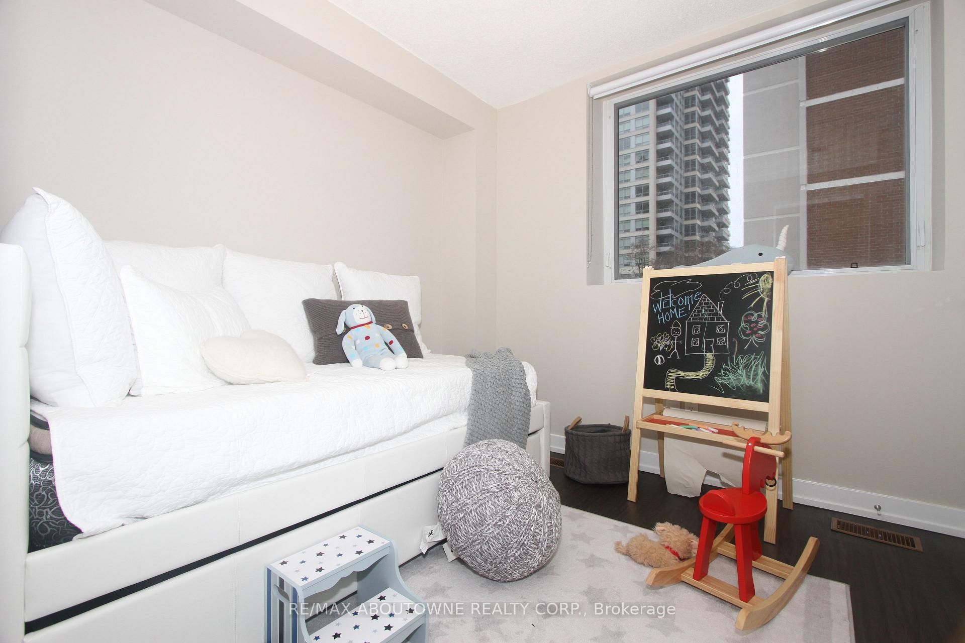 Photo 12 of 280 Bleecker Street, Toronto, North St. James Town — HOMEH