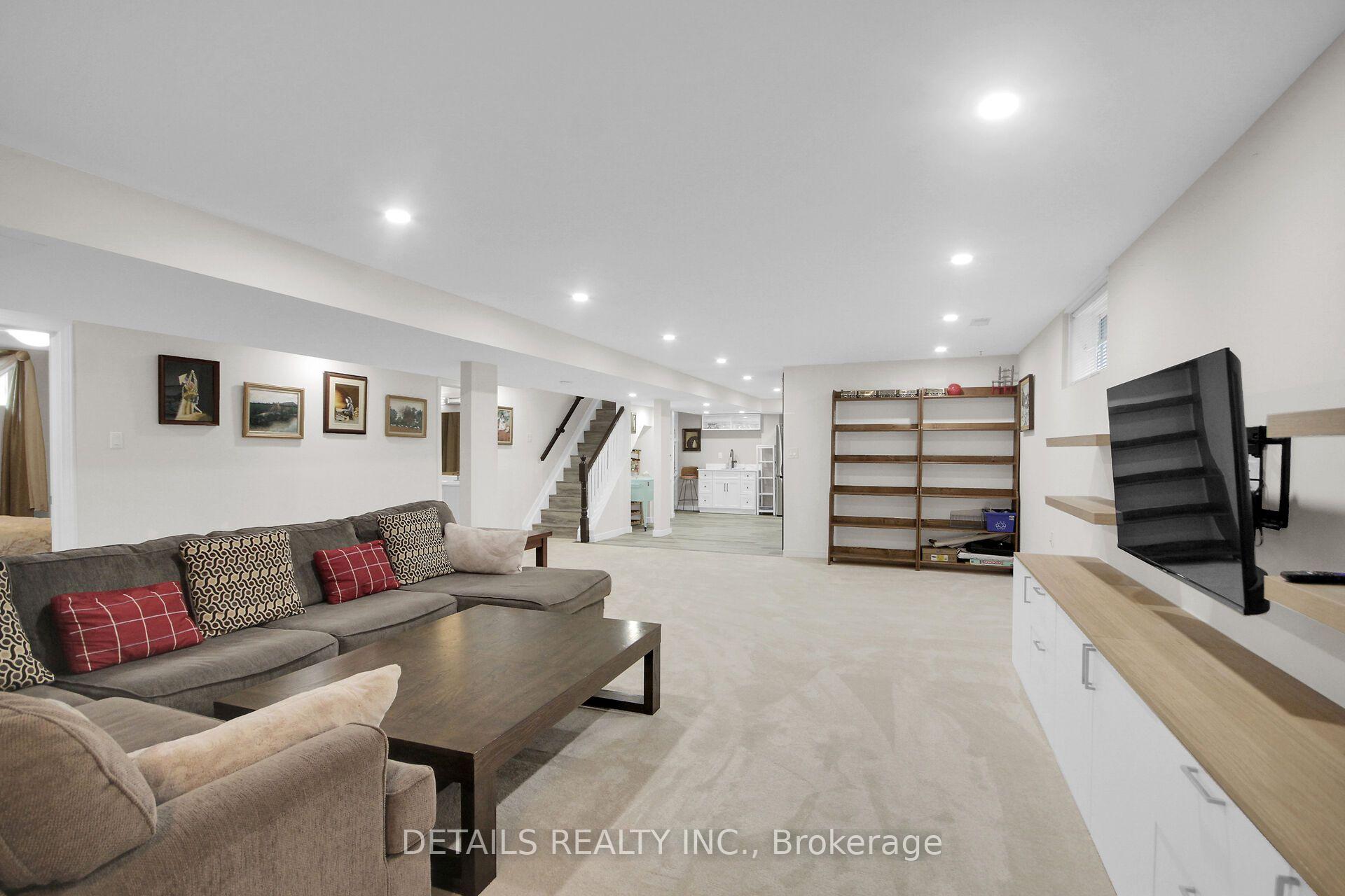 Photo 38 of 65 Kimberwick Crescent, Ottawa, Quinterra — HOMEH