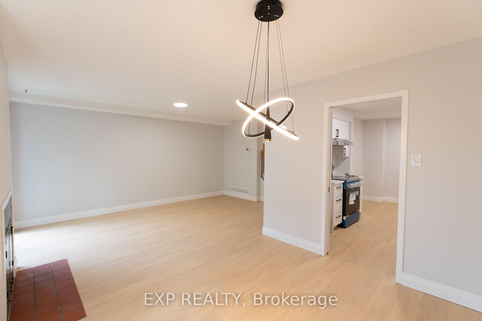 Photo 9 of Unit unit 7, 710 Coronation Avenue, Ottawa, Riverview Park — HOMEH
