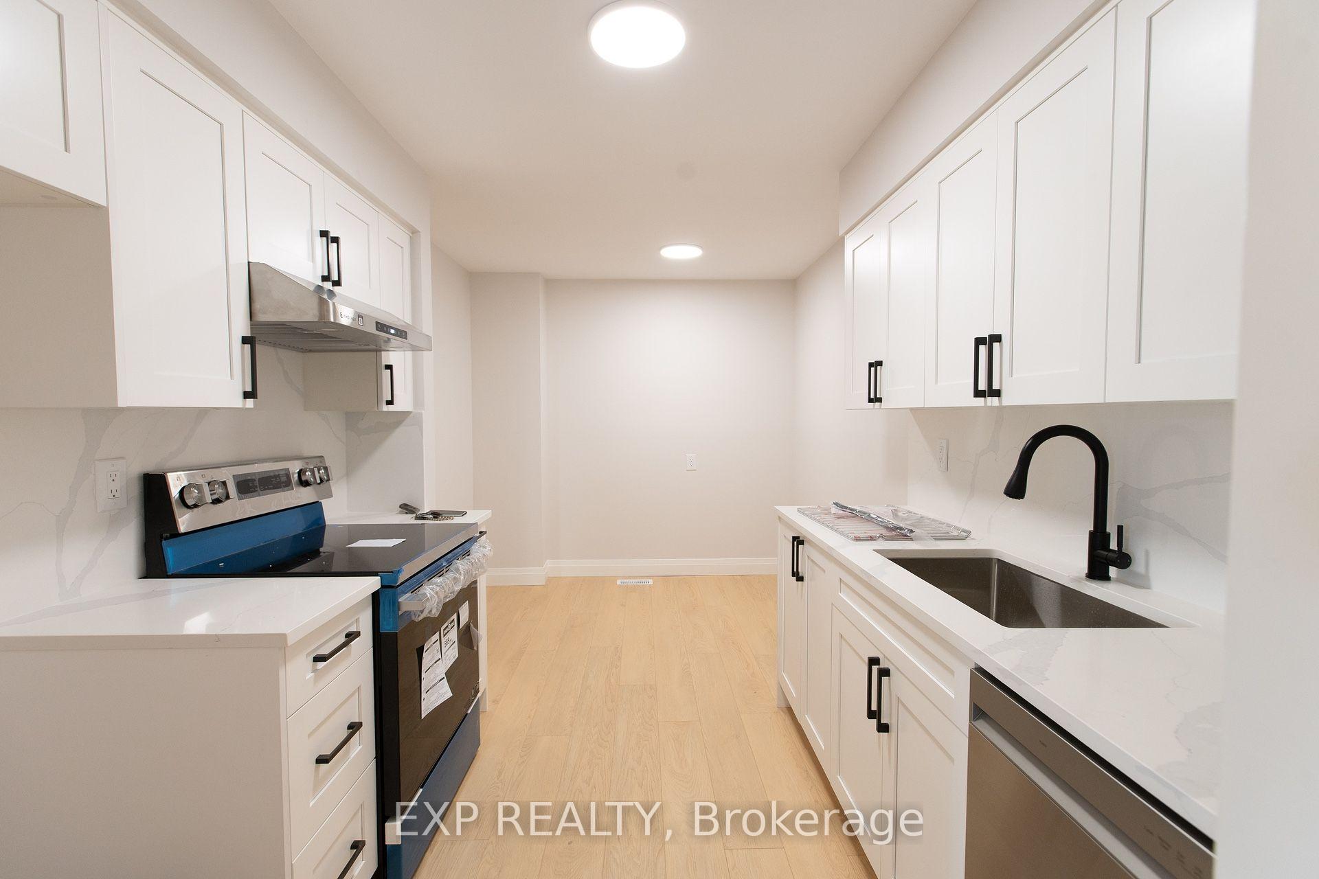Photo 10 of Unit unit 7, 710 Coronation Avenue, Ottawa, Riverview Park — HOMEH