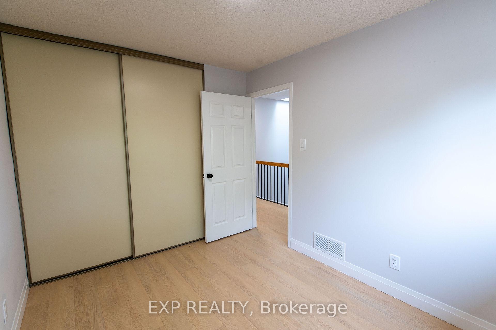 Photo 15 of Unit unit 7, 710 Coronation Avenue, Ottawa, Riverview Park — HOMEH
