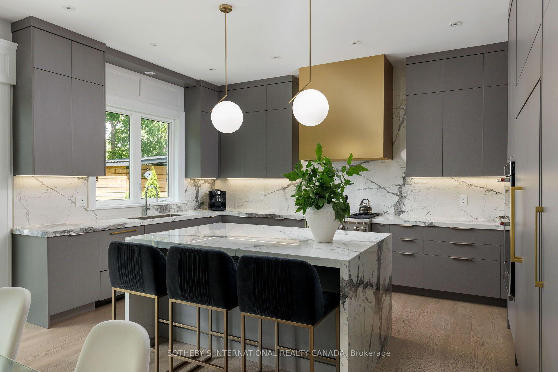 Photo 12 of 2B Fairway Road, Etobicoke, Princess-Rosethorn — HOMEH