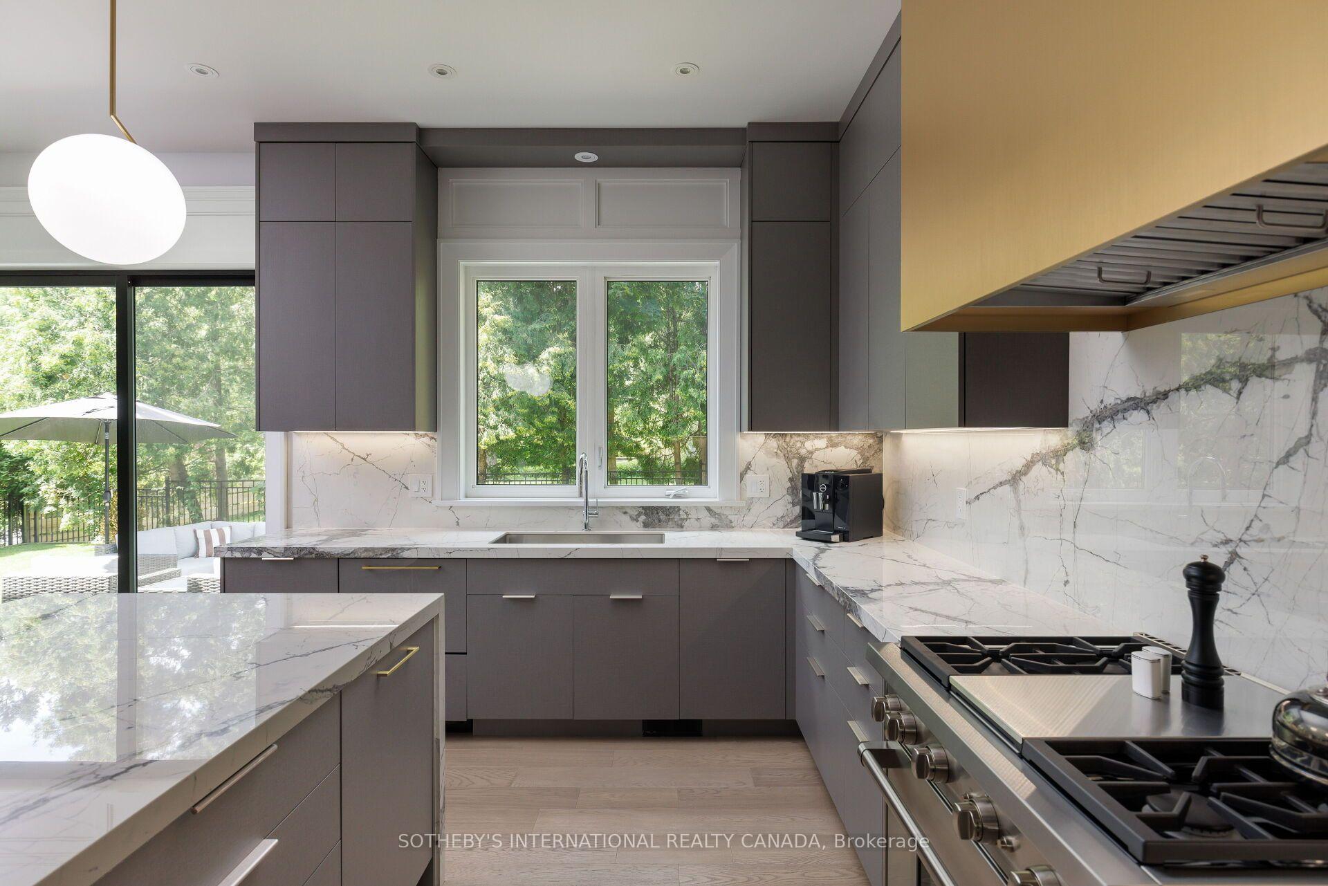 Photo 14 of 2B Fairway Road, Etobicoke, Princess-Rosethorn — HOMEH