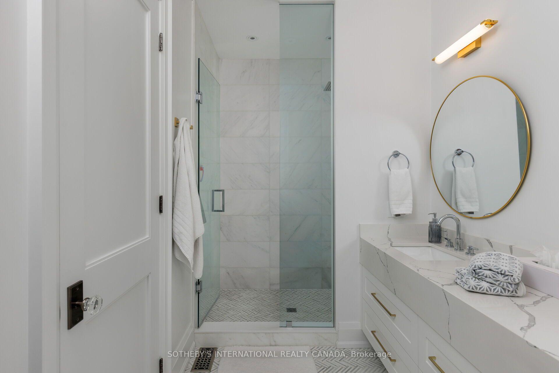 Photo 24 of 2B Fairway Road, Etobicoke, Princess-Rosethorn — HOMEH