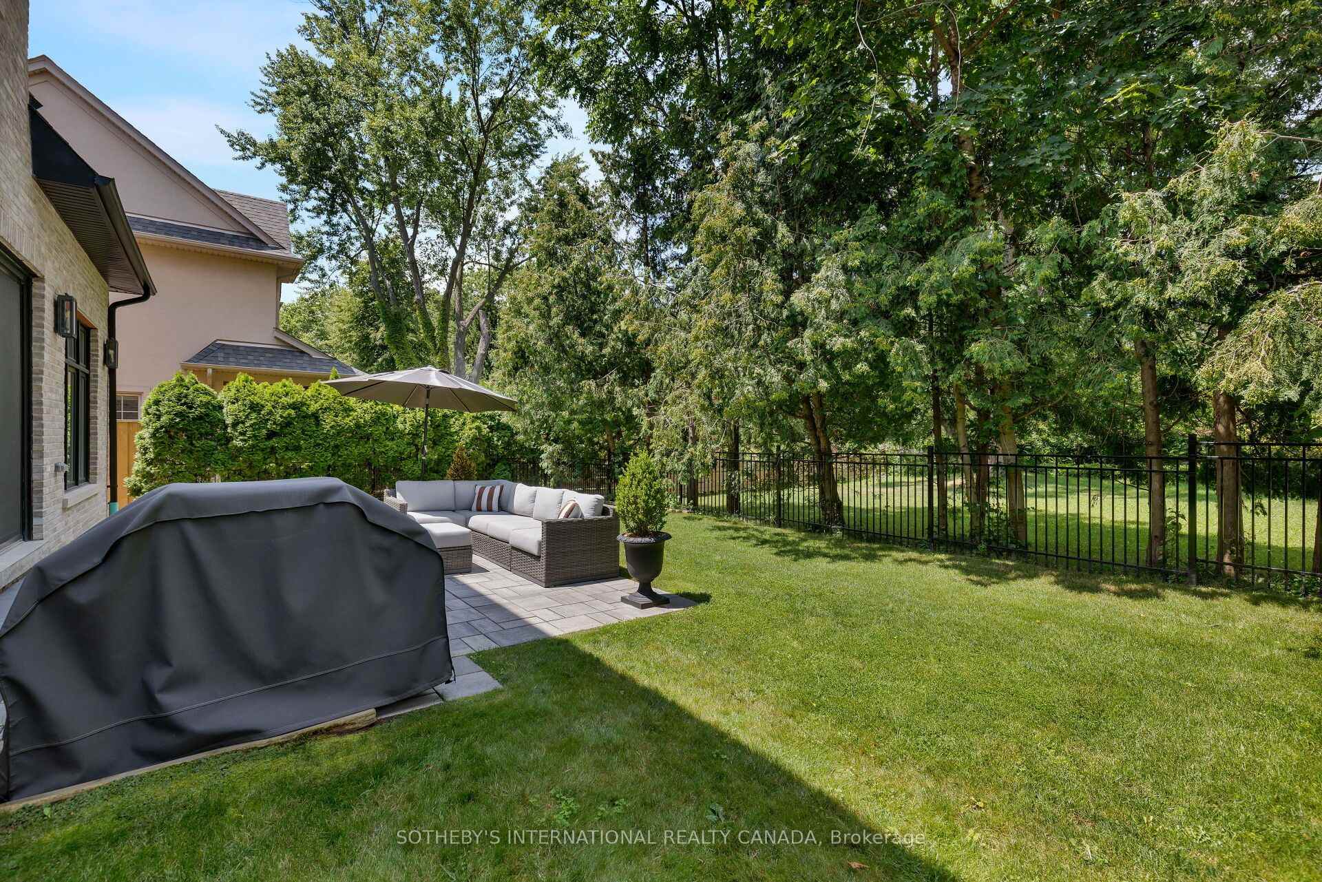 Photo 49 of 2B Fairway Road, Etobicoke, Princess-Rosethorn — HOMEH