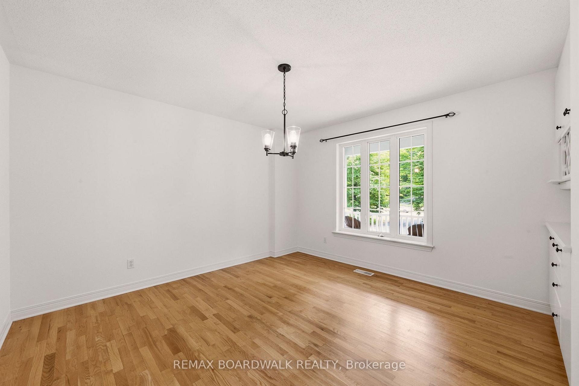 Photo 12 of 289 Timberwood Drive, Beckwith, Beckwith Twp — HOMEH