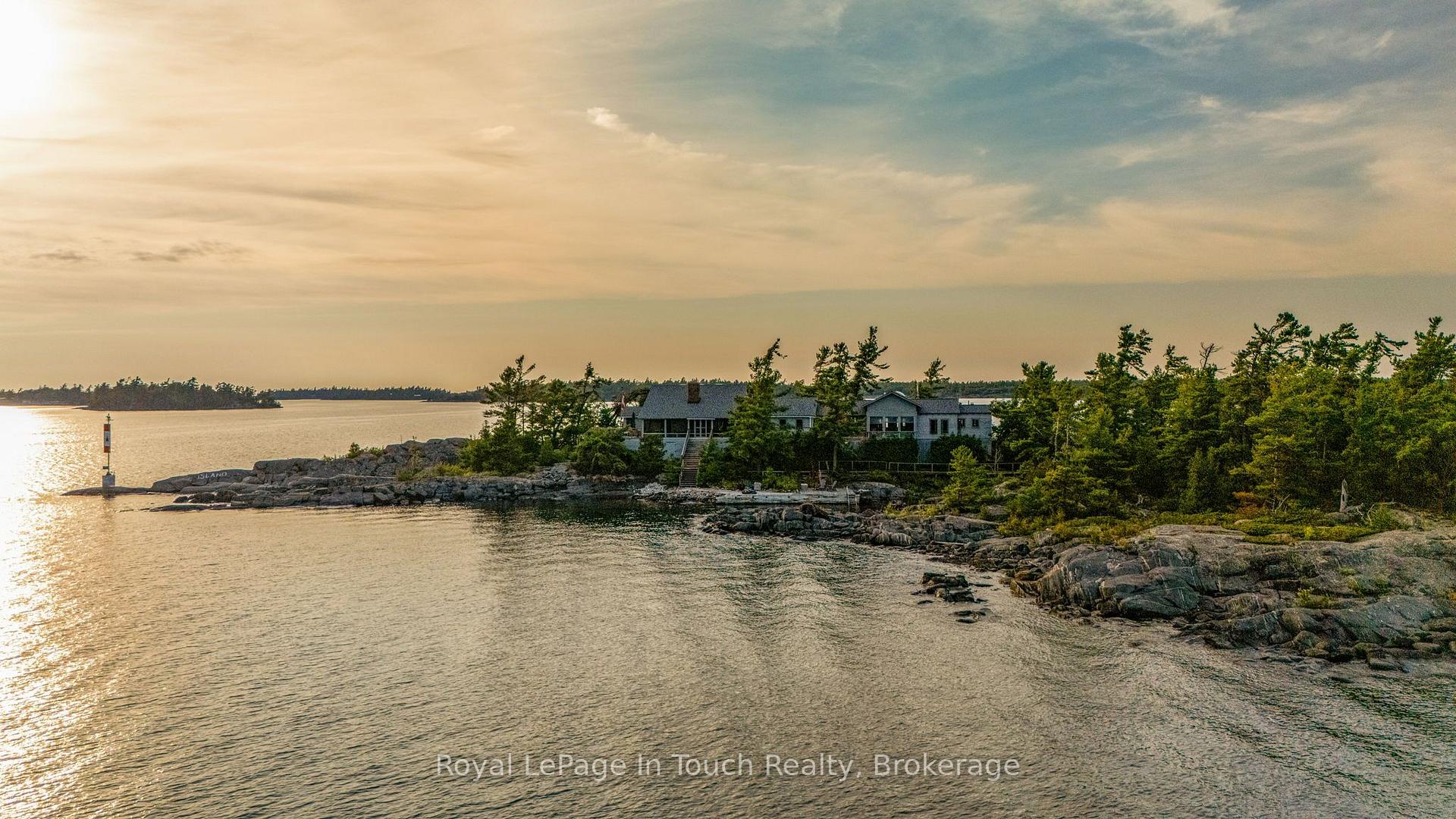 Photo 3 of 1 B427 Turning Island, The Archipelago, Archipelago — HOMEH
