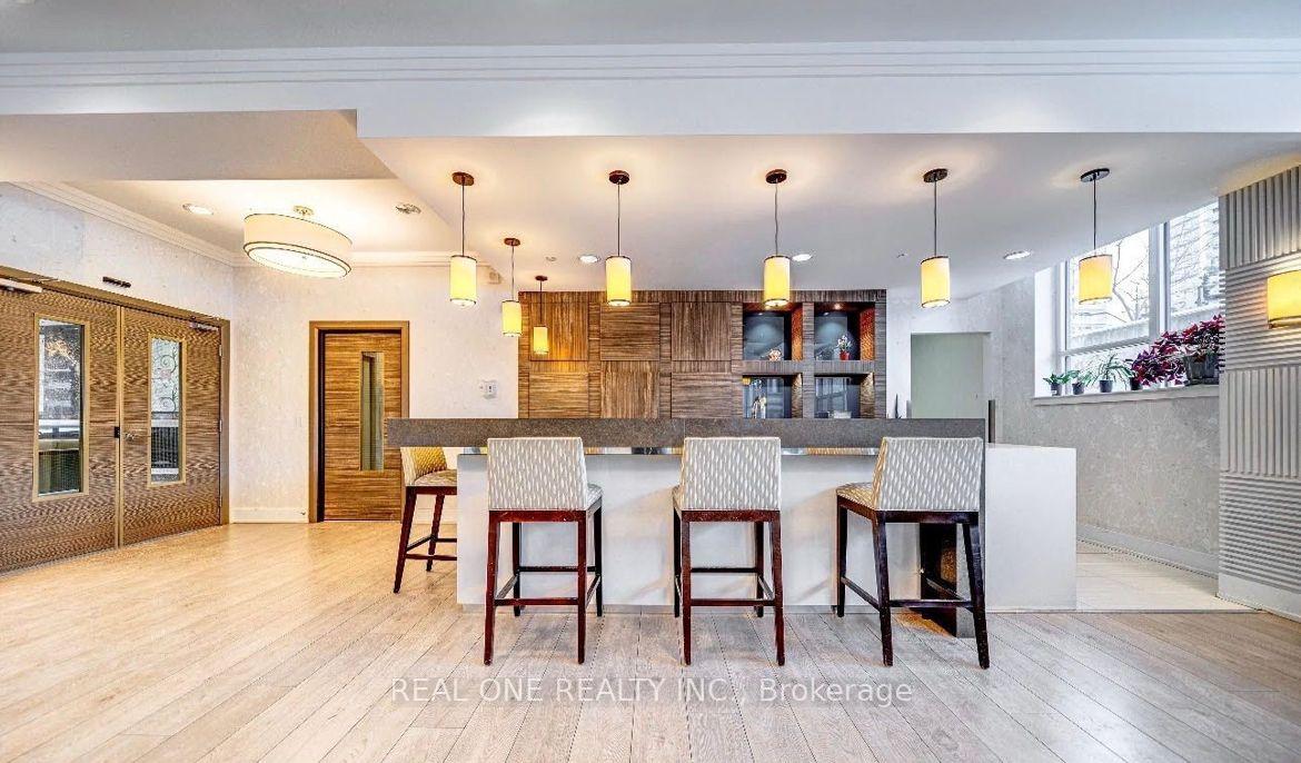 Photo 17 of Unit 919, 370 Highway 7 E, Richmond Hill, Doncrest — HOMEH